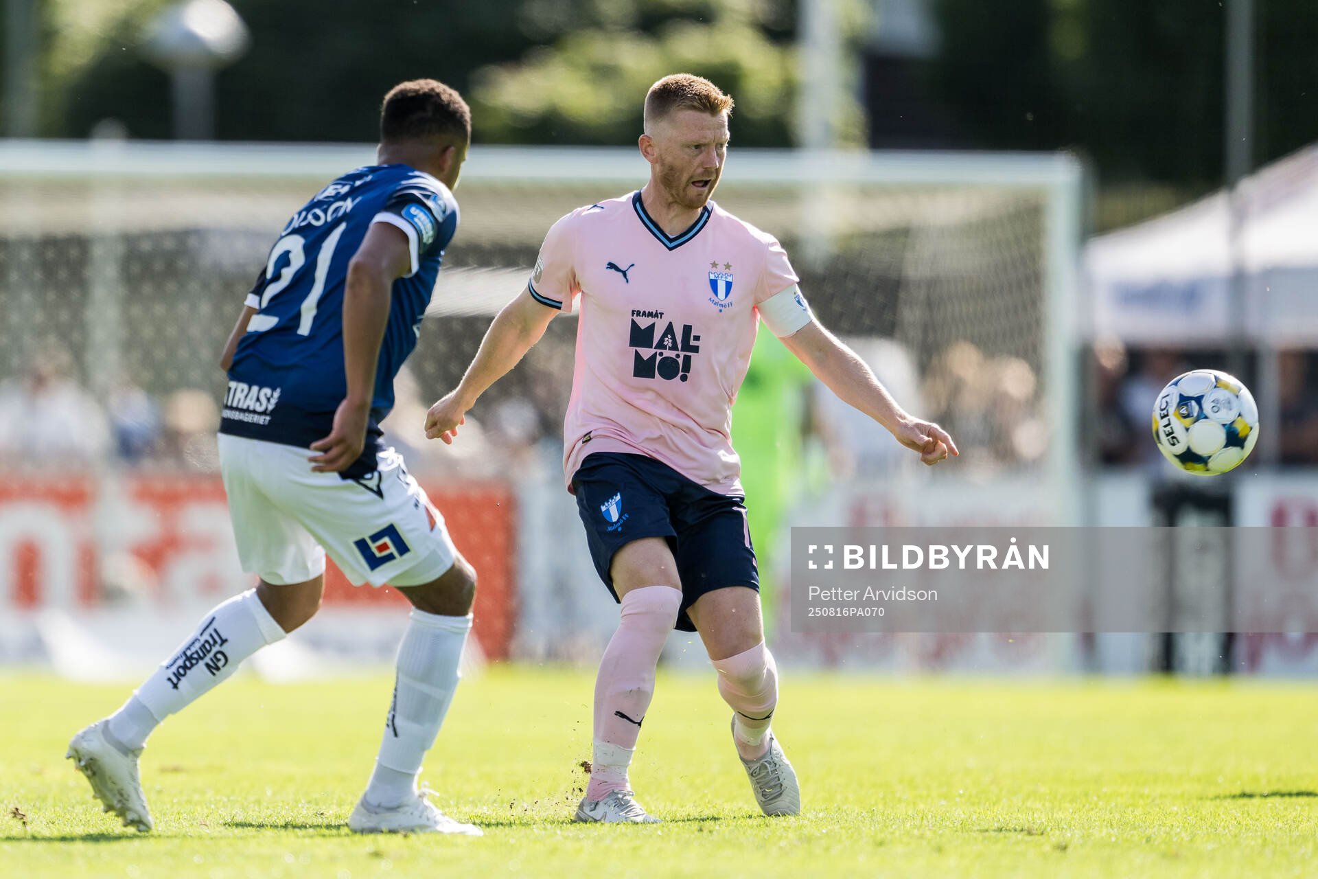 Malmö FFs Anders Christiansen och Halmstads Marcus Olsson
