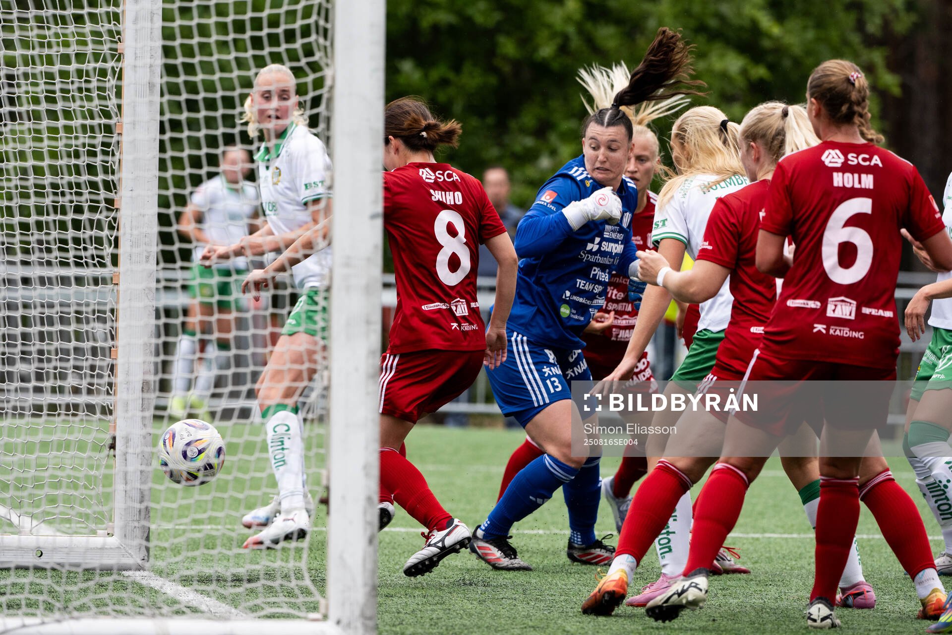 Hammarbys Emilie Bragstad gör 0-2 bakom Piteås Shiho