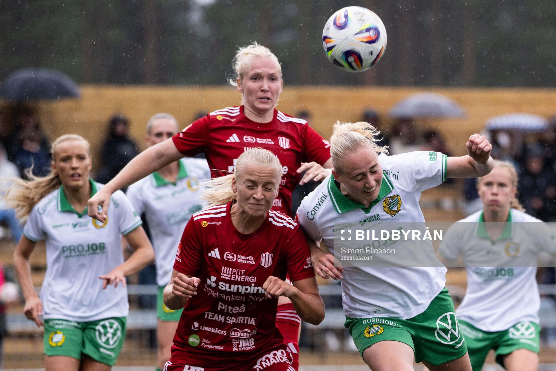 Piteås Wilma Carlsson och Hammarbys Emilie Bragstad