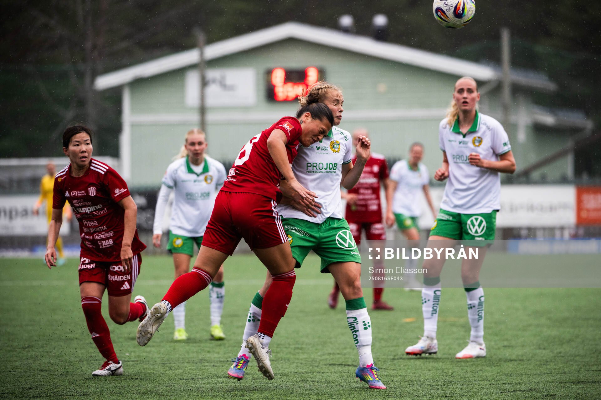 Piteås Jane Lawson Willis och Hammarbys Julie Blakstad