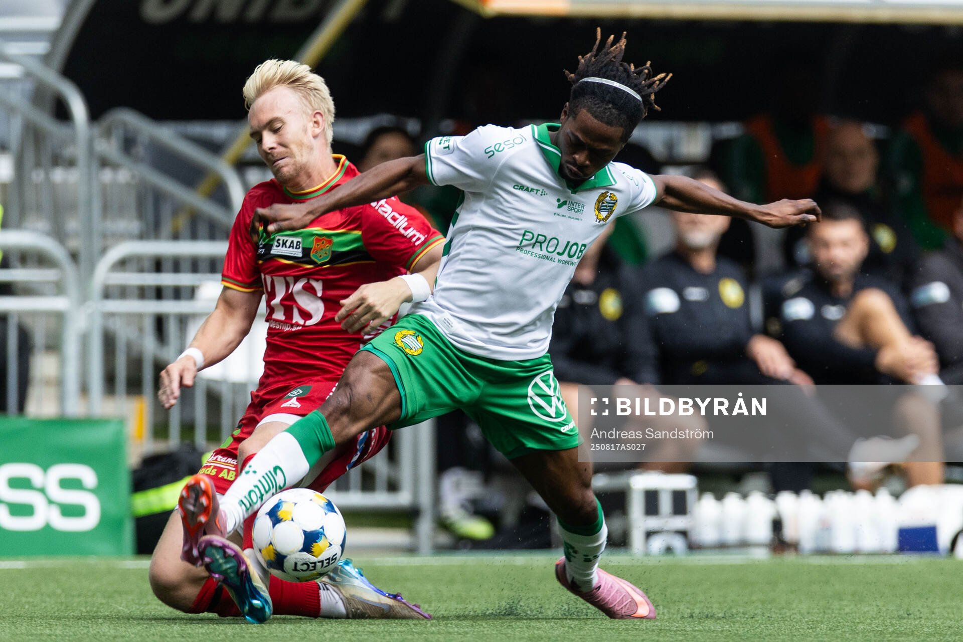 GAIS Robin Wendin Thomasson och Hammarbys Frank Junior Adjei