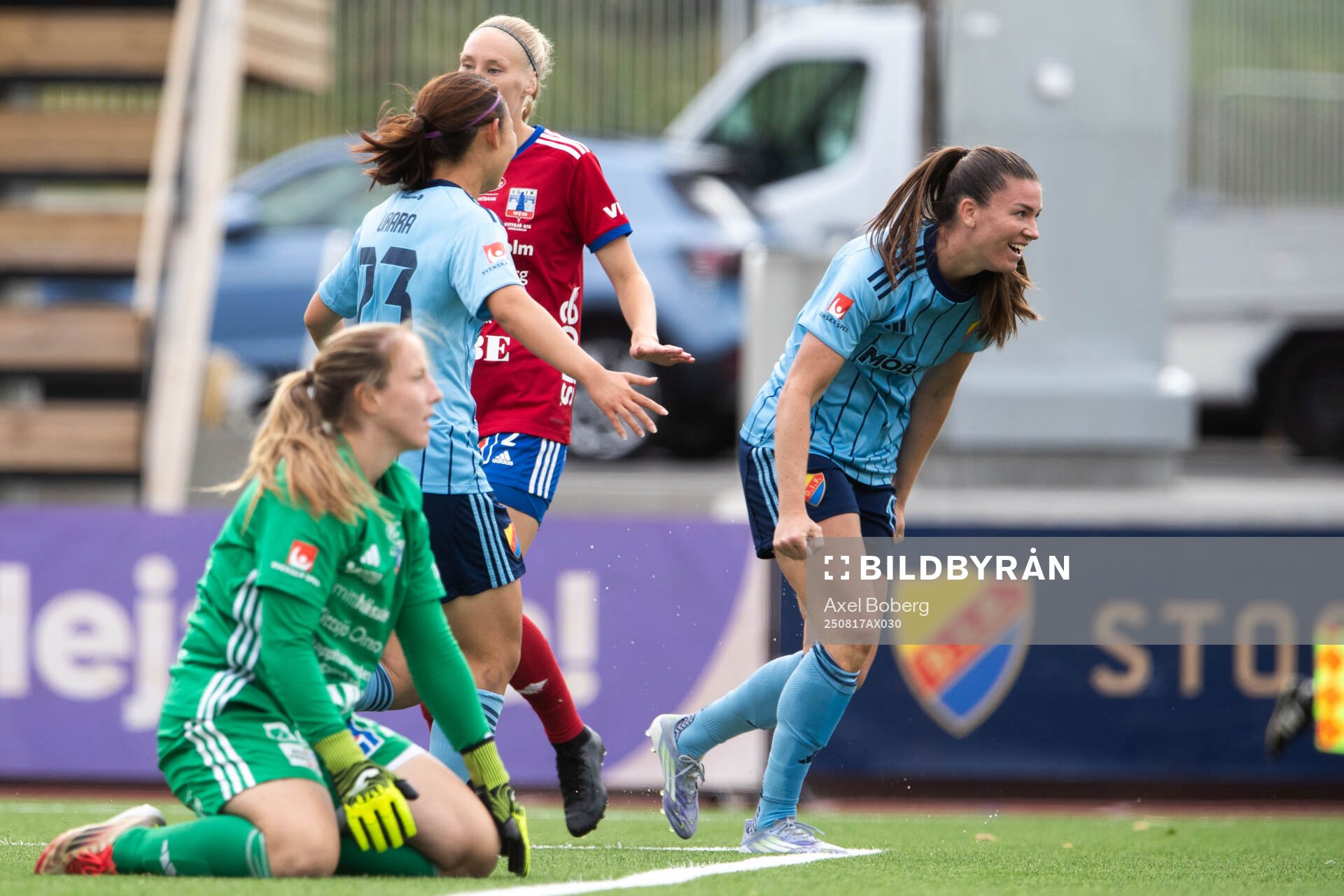 Djurgårdens Pauline Hammarlund jublar