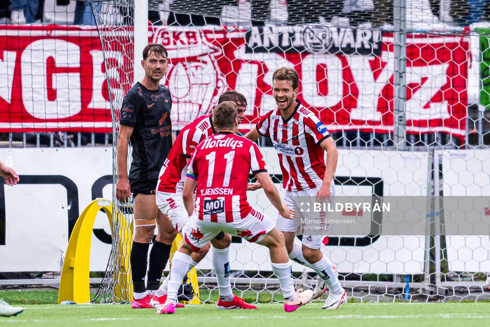 Vegard Erlien of Tromsø celebrates