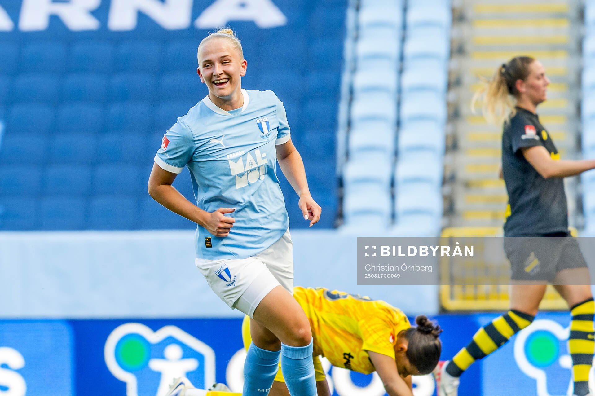 Malmö FFs Tuva Skoog jublar