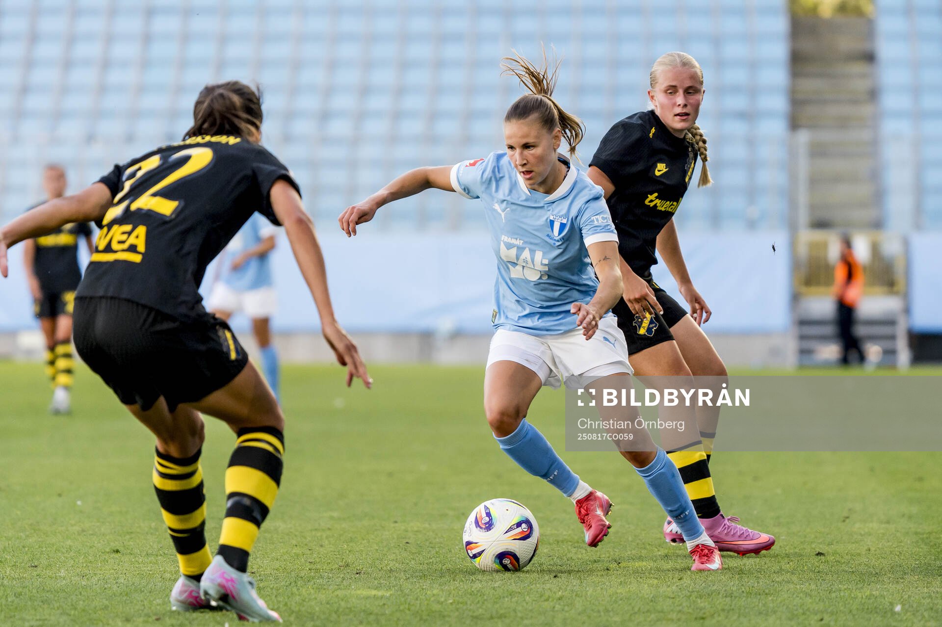 Malmö FFs Katariina Kosola mot AIKs Nova Selin
