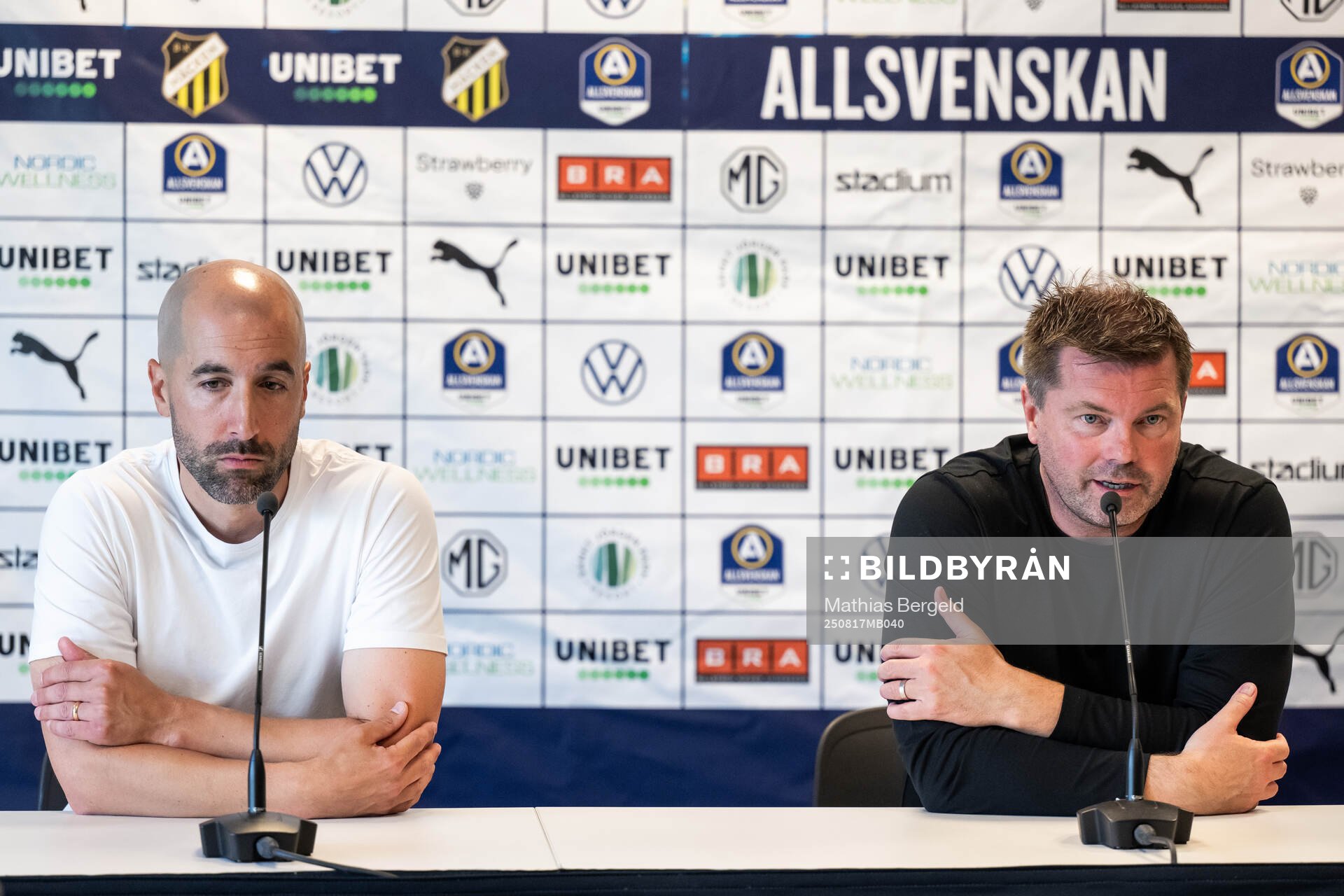 Östers tränare Martin Foyston och Häckens tränare Jens