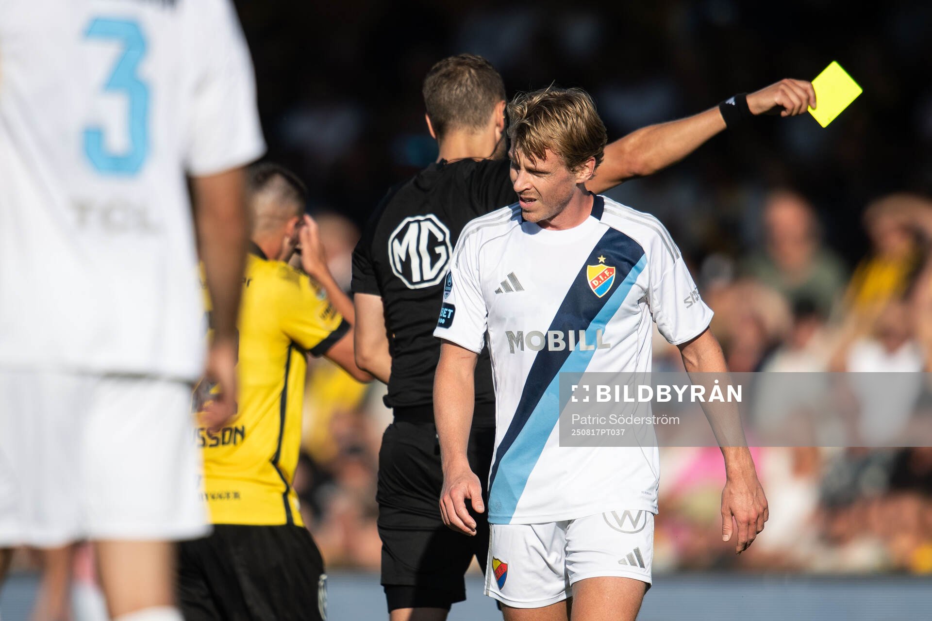 Djurgårdens Rasmus Schuller deppar