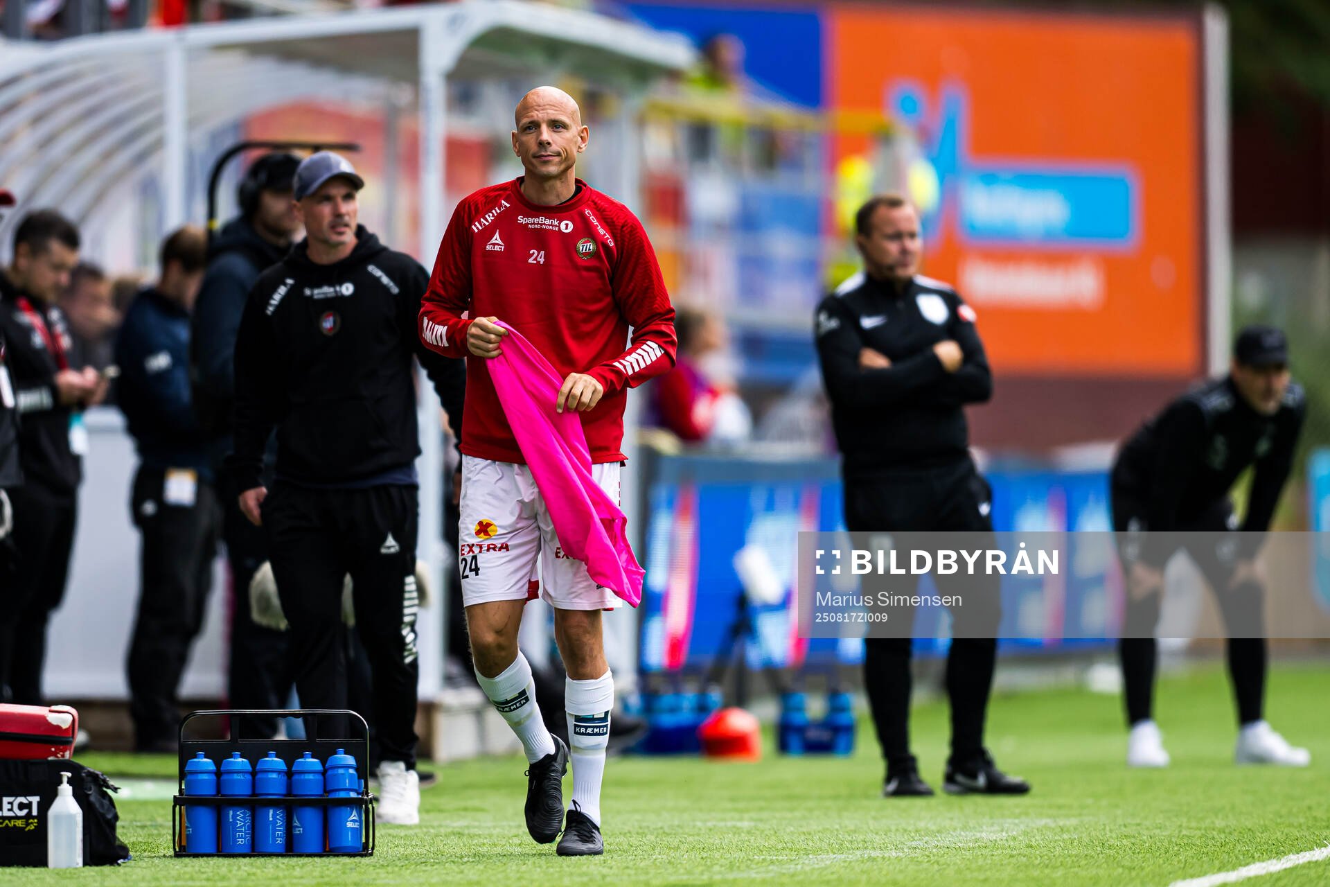 Ruben Kristiansen of Tromsø warms up
