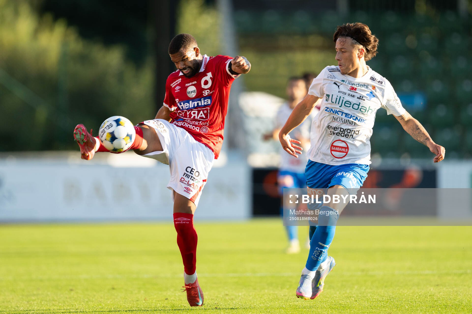 Degerfors Leon Hien och Värnamos Kai Meriluoto