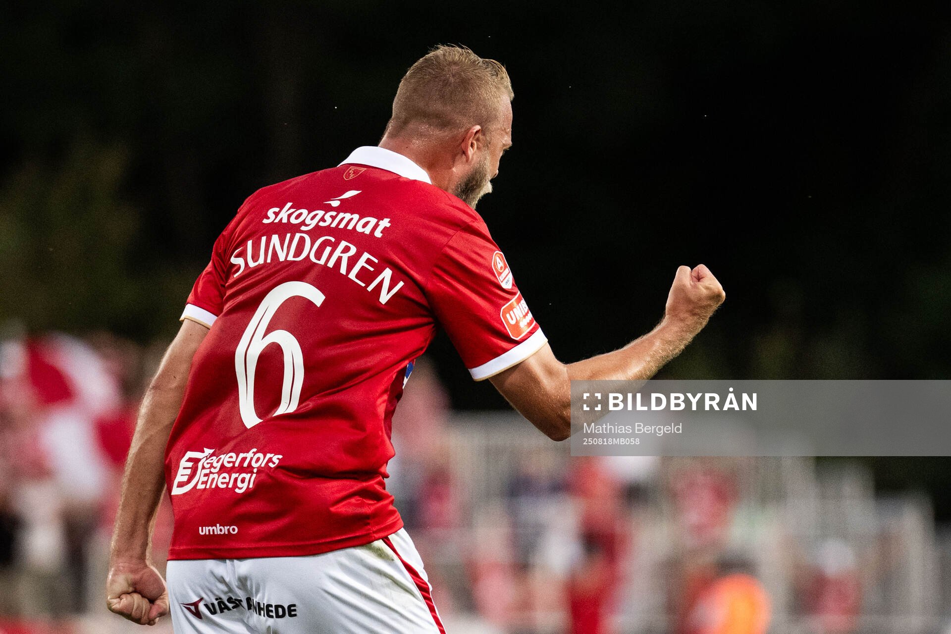 Degerfors Daniel Sundgren jublar
