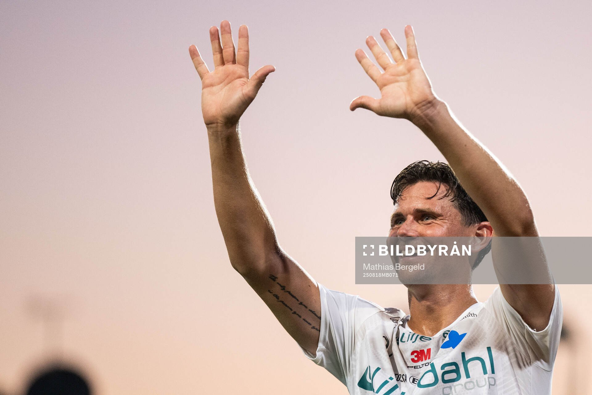 Värnamos Marcus Antonsson jublar