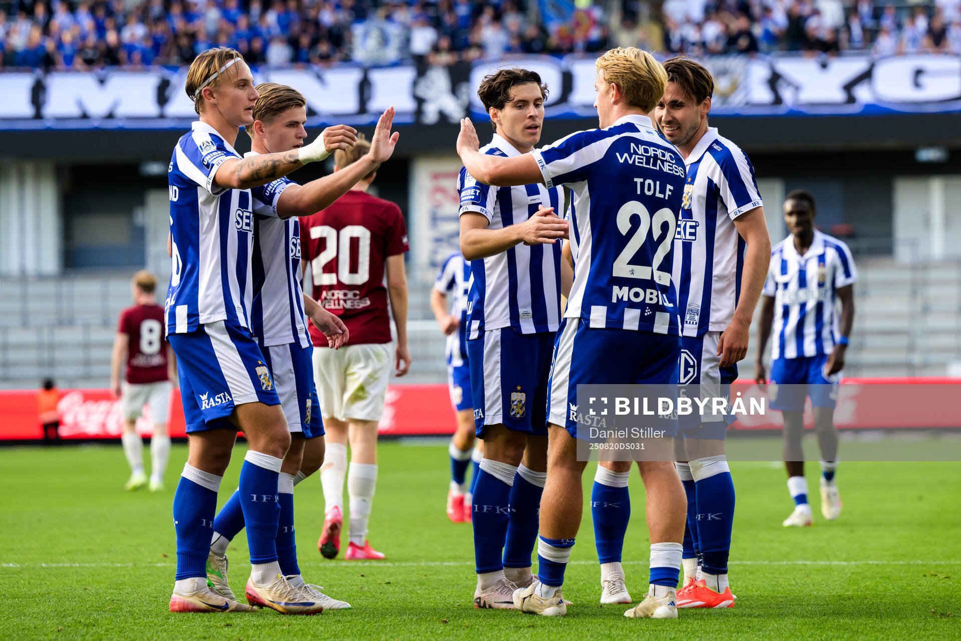 IFK Göteborgs Eman Markovic jublar med lagkamrater