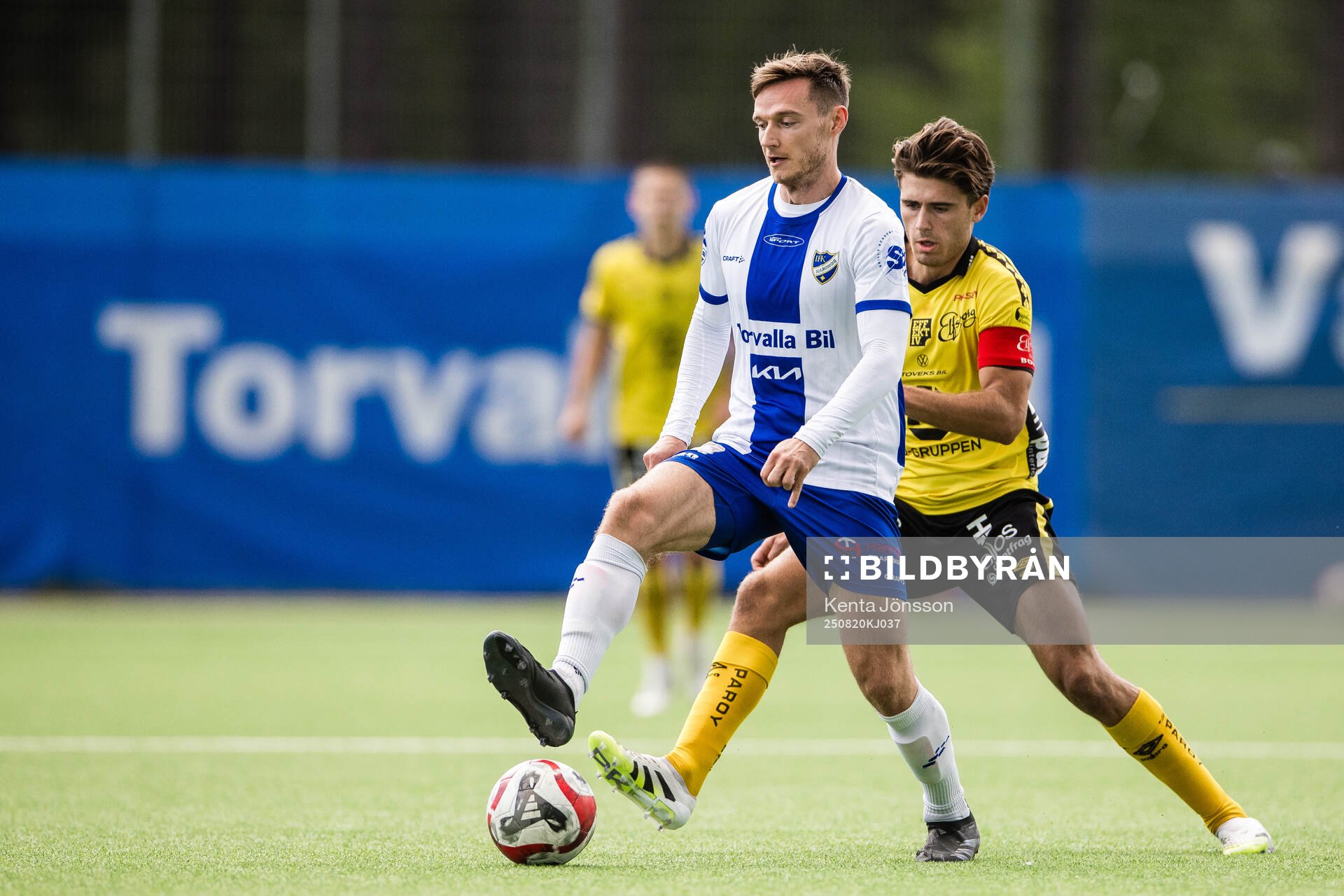 Haninges Mattias Bouvin och Elfsborgs Besfort Zeneli