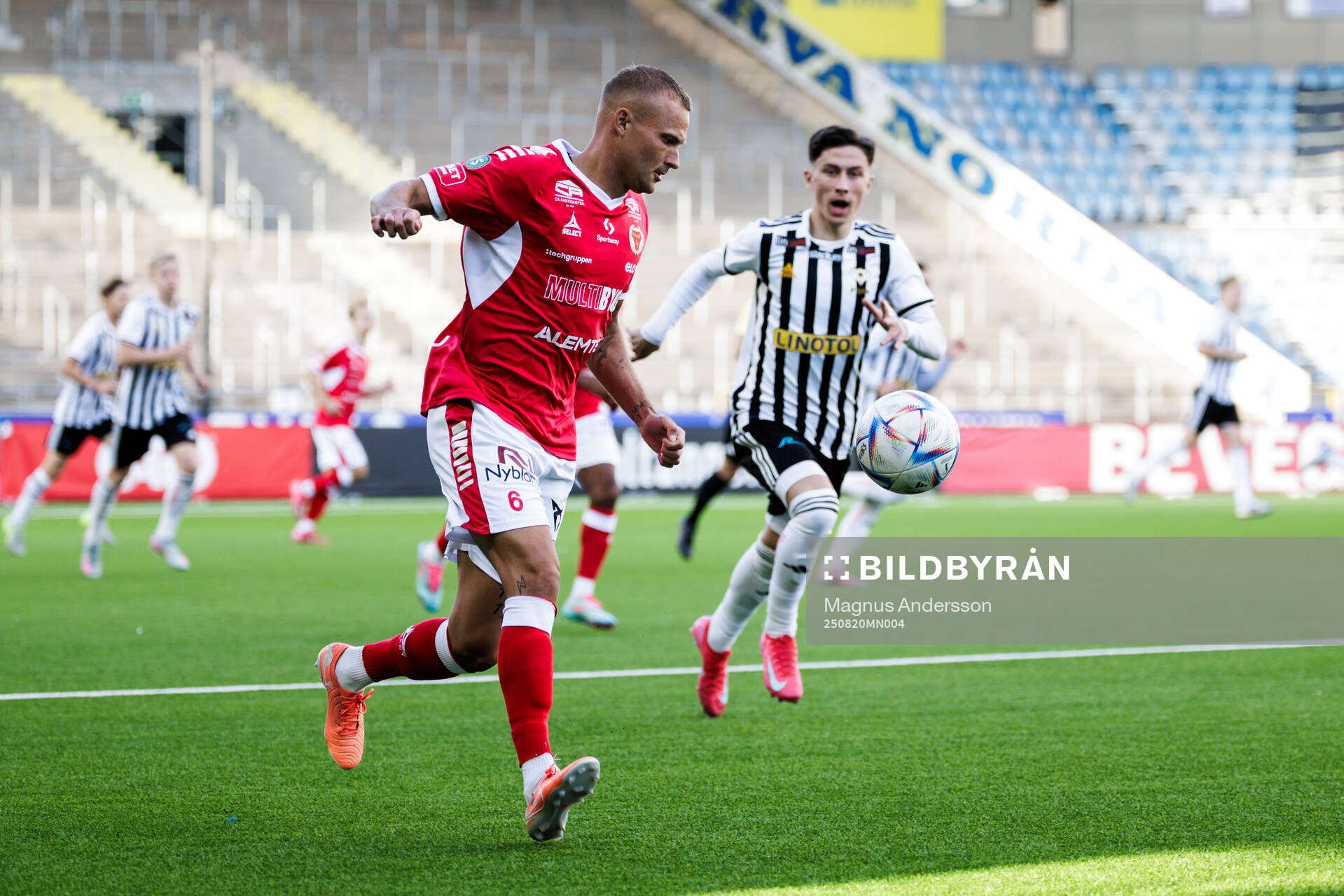 Kalmars Rasmus Sjöstedt och Sylvias Ares Sadri