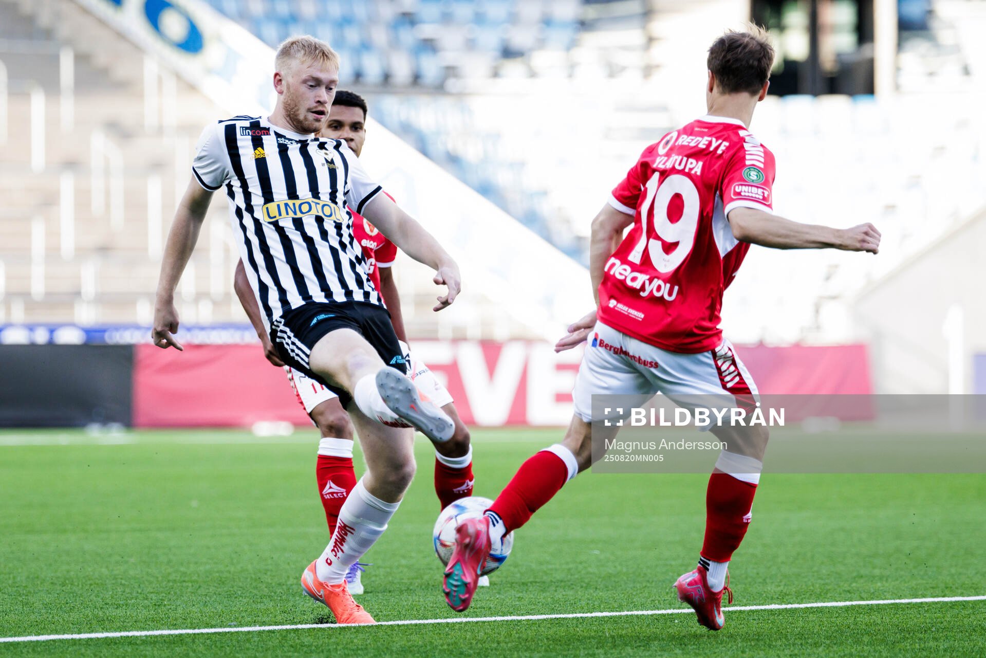 Sylvias Hugo Lewander och Kalmars Saku Ylätupa