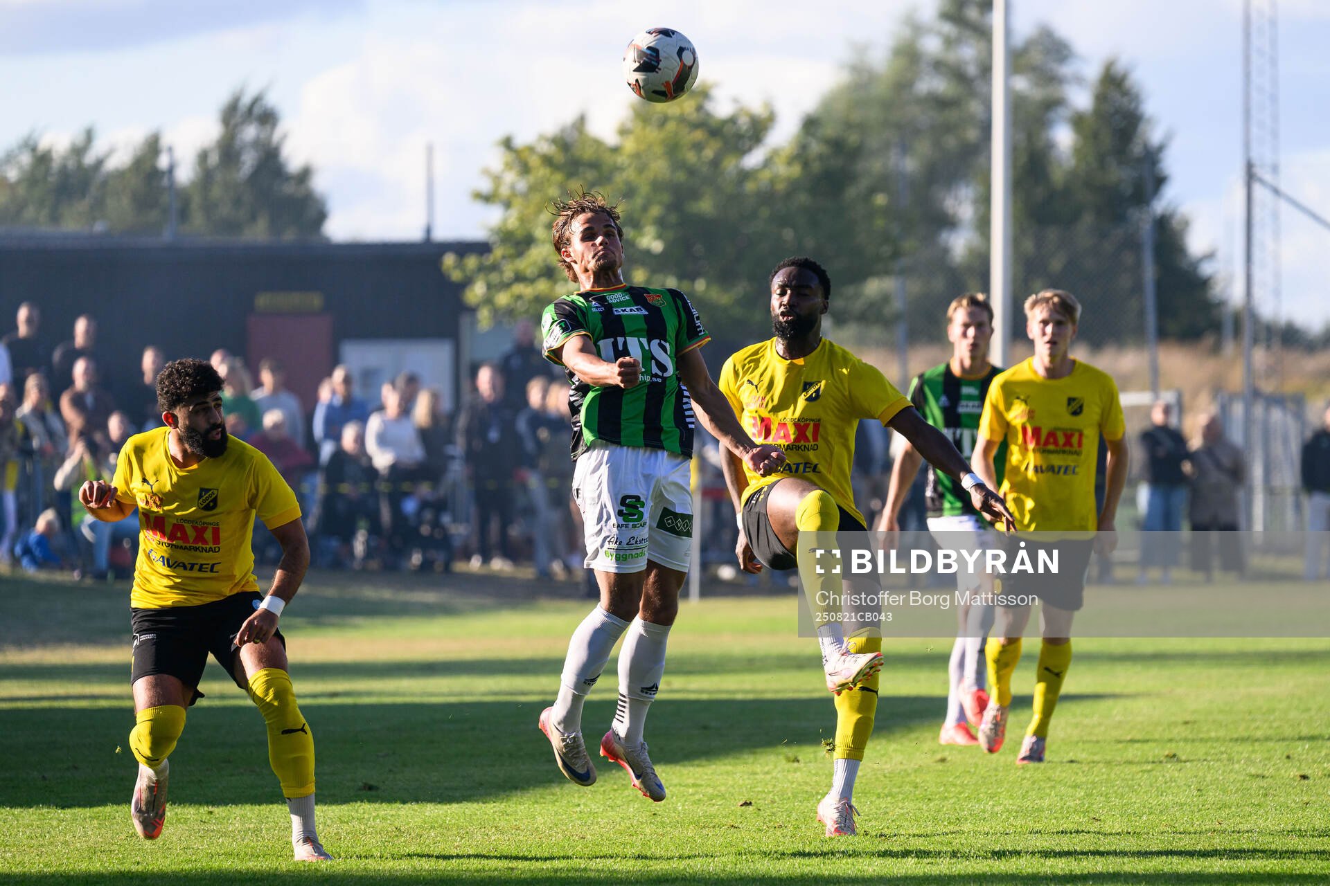 GAIS Simon Sjöholm och Löddes Ahmed Bright Sado