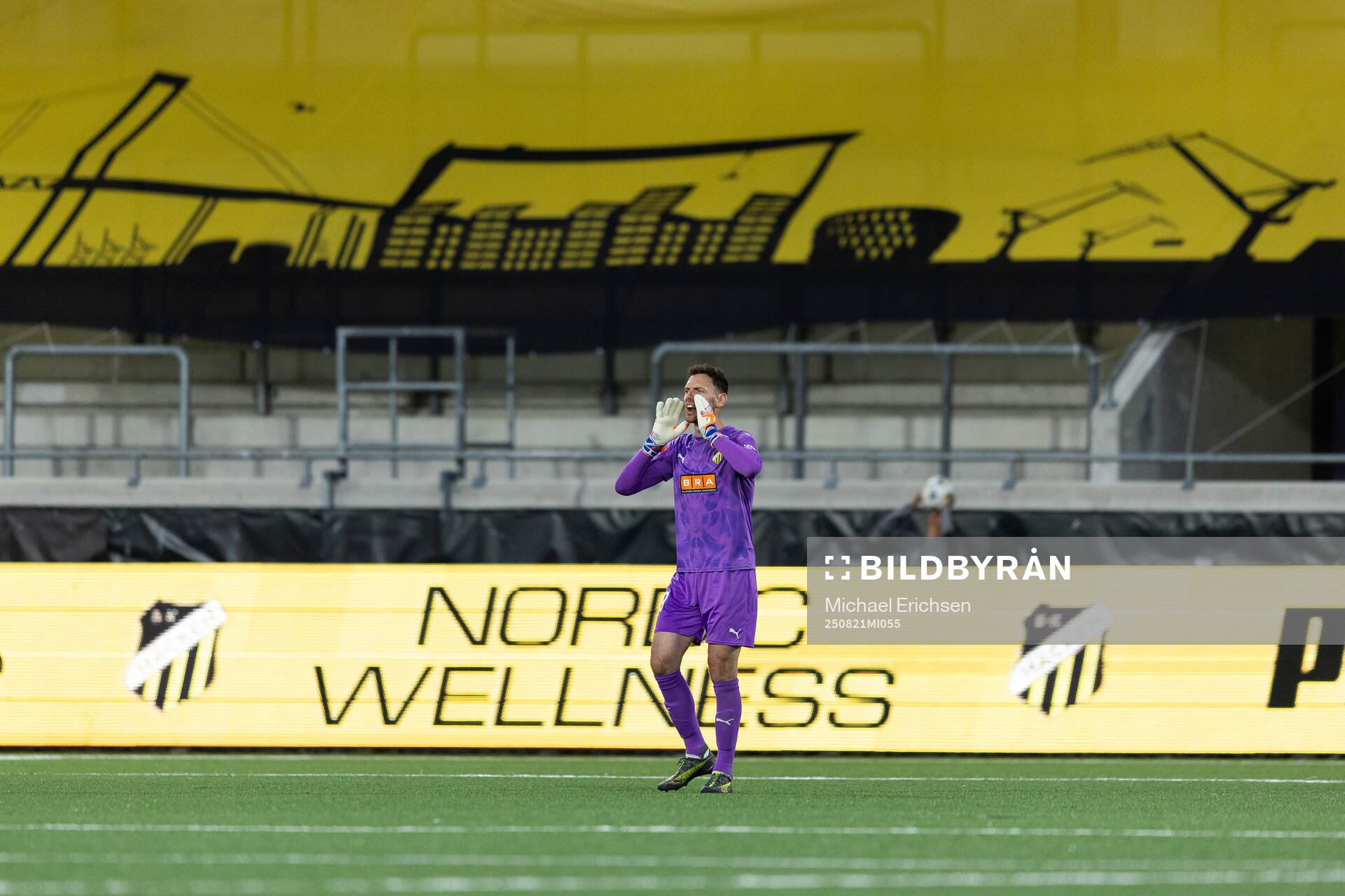 Goalkeeper Etrit Berisha of Häcken
