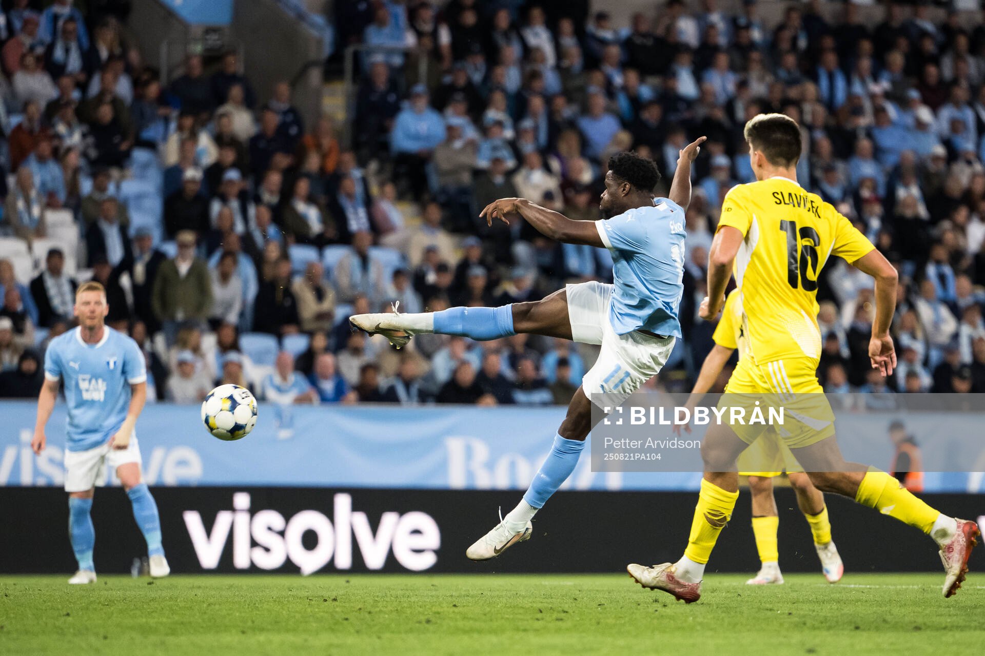 Emmanuel Ekong of Malmö FF