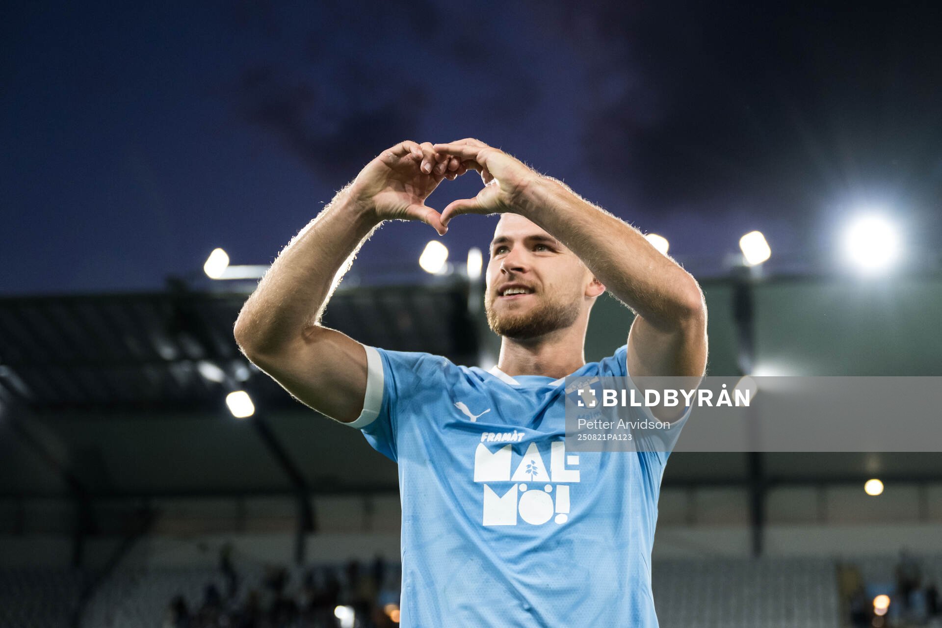 Gabriel Busanello of Malmö FF celebrates