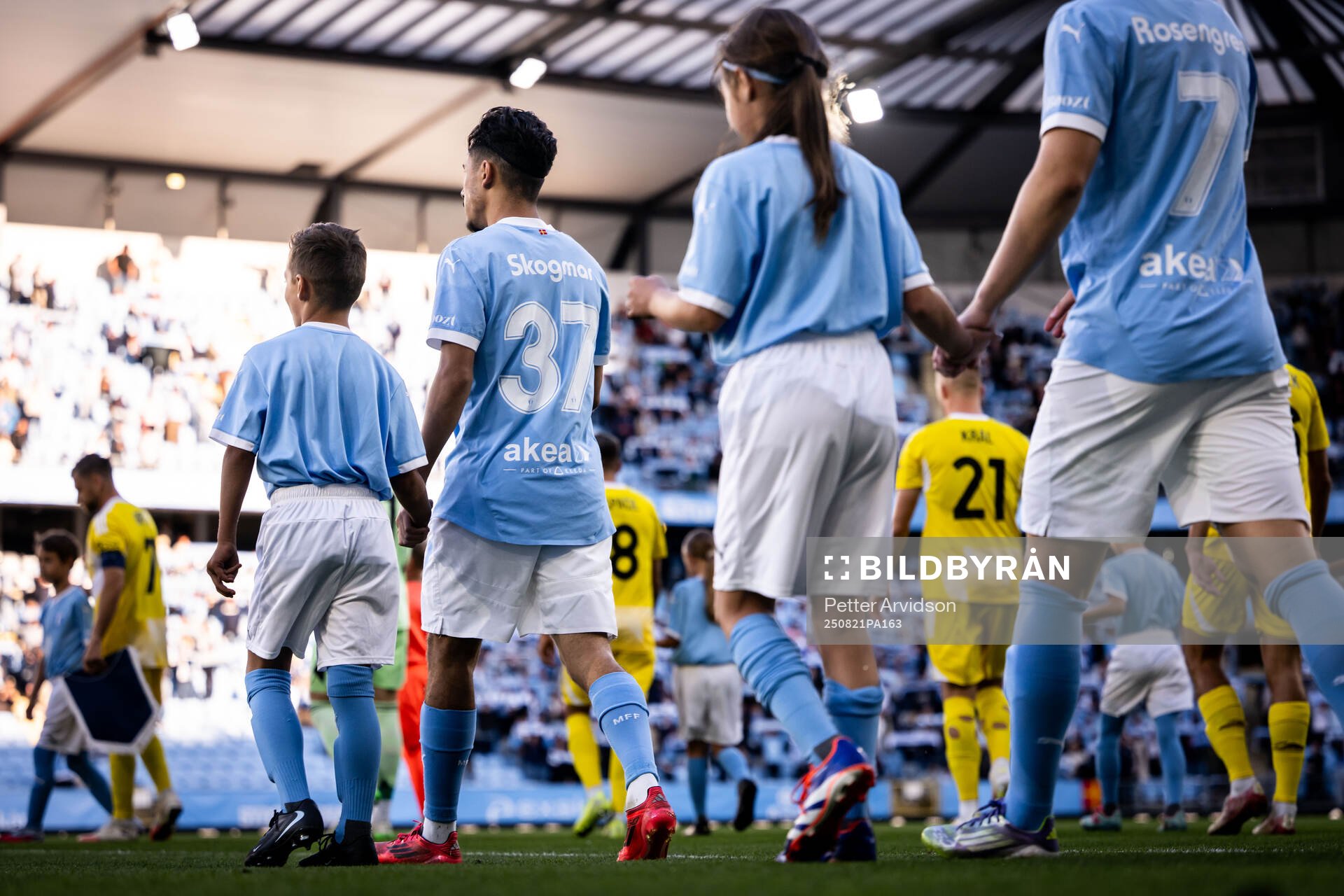 Adrian Skogmar of Malmö FF enter the pitch