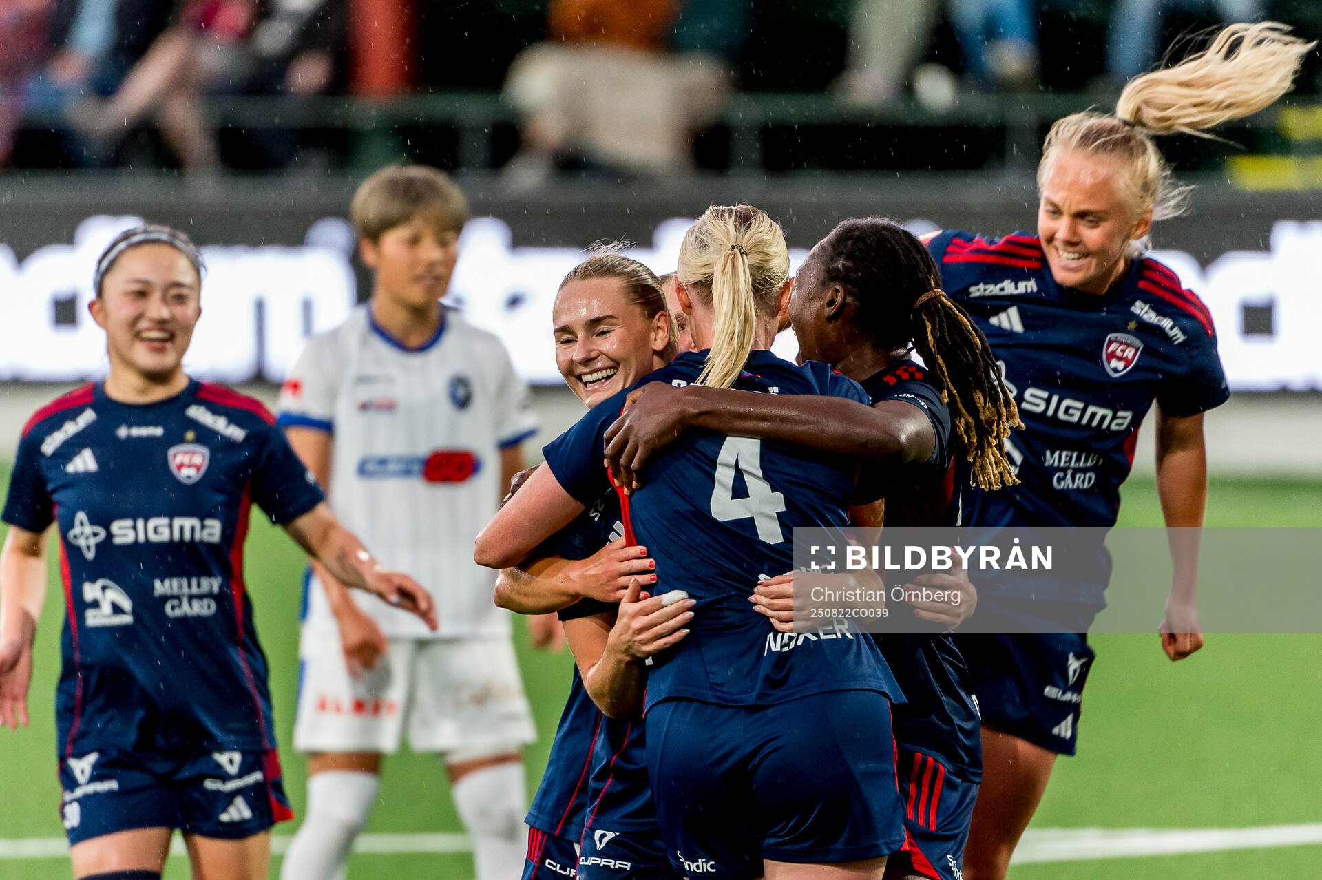 Rosengårds Emma Pennsäter jublar