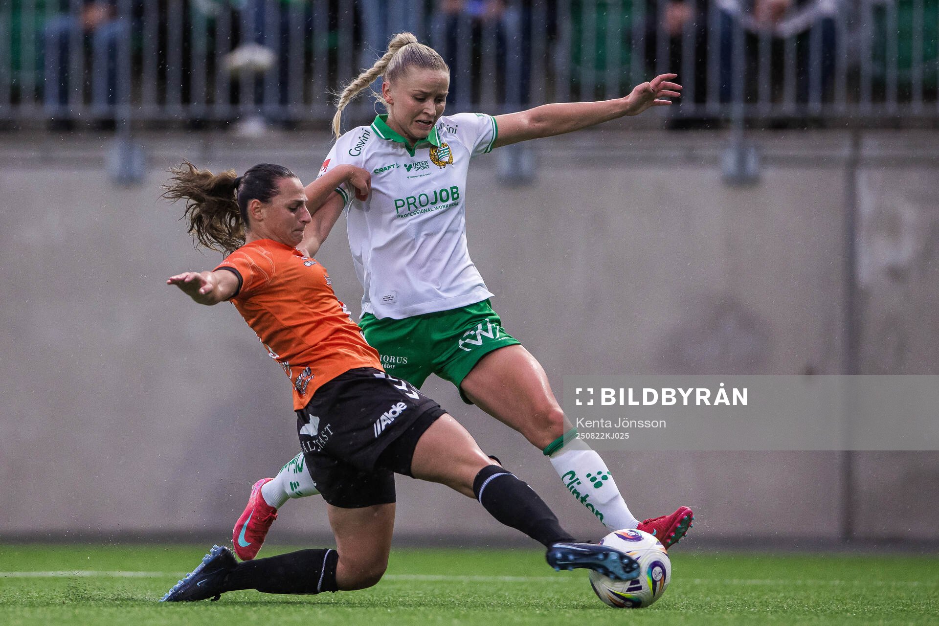 Kristianstads Emma Petrovic och Hammarbys Anna Jøsendal