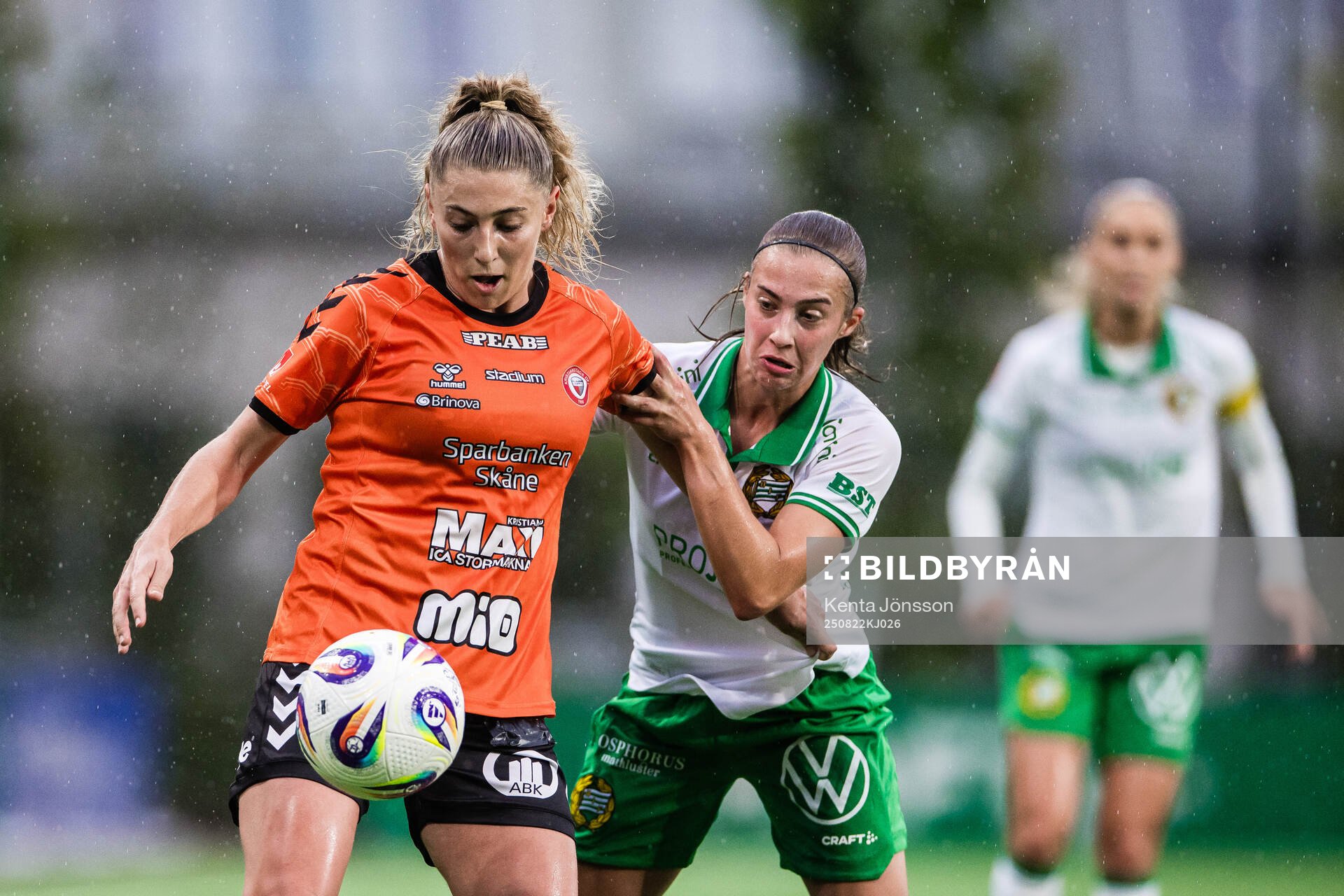 Kristianstads Remy Siemsen och Hammarbys Vilma Emilia
