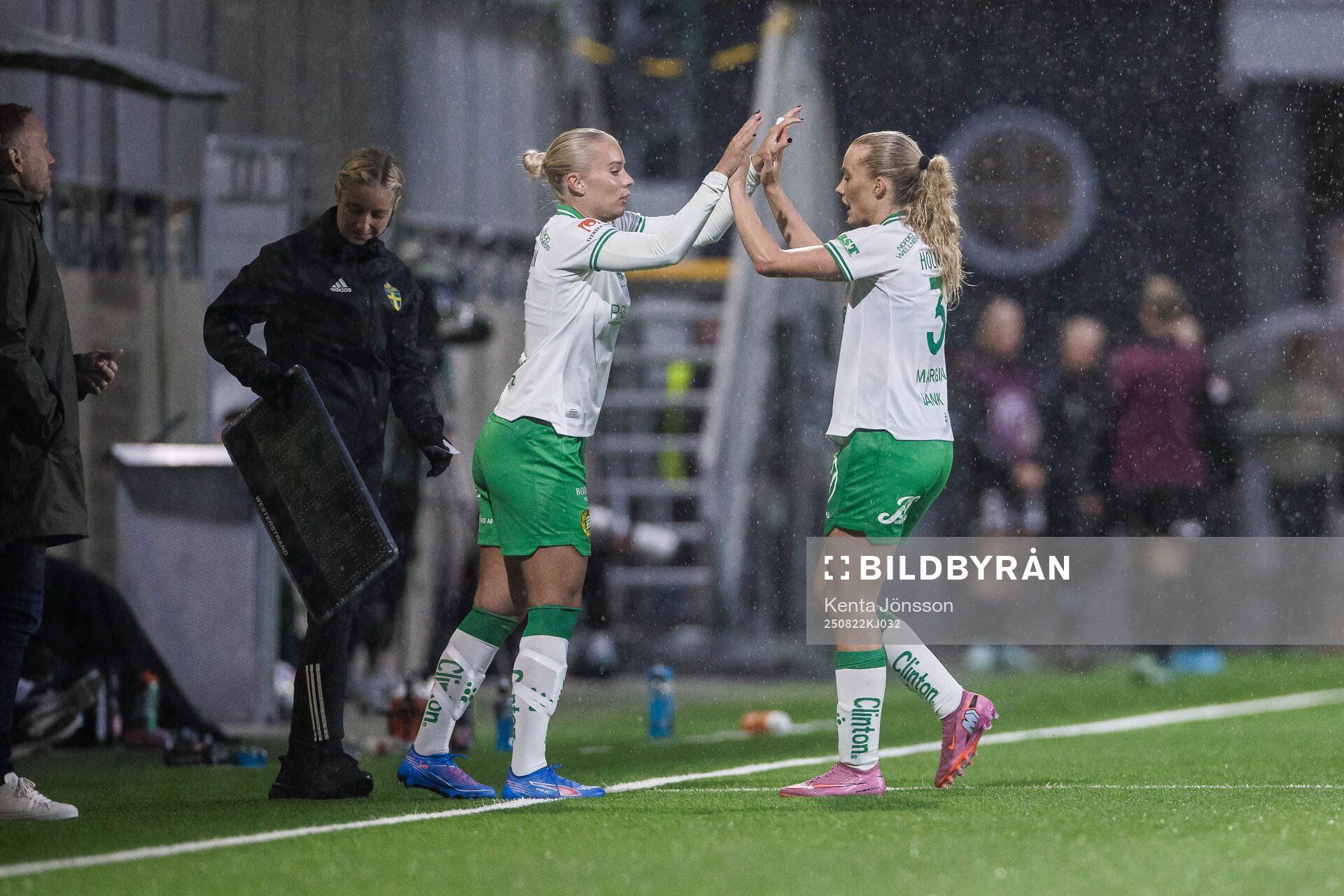 Hammarbys Stina Lennartsson och Smilla Holmberg
