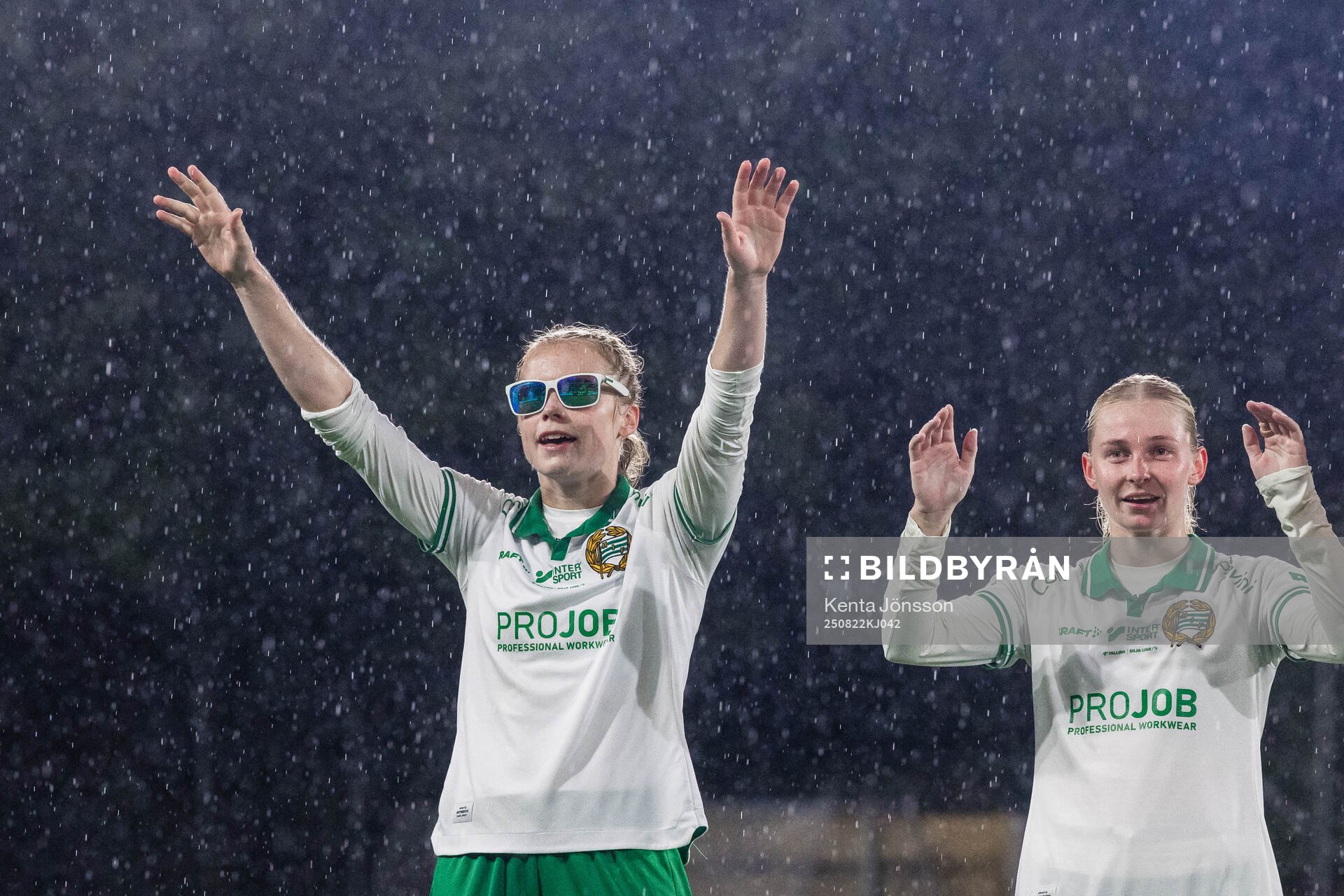 Hammarbys Julie Blakstad jublar