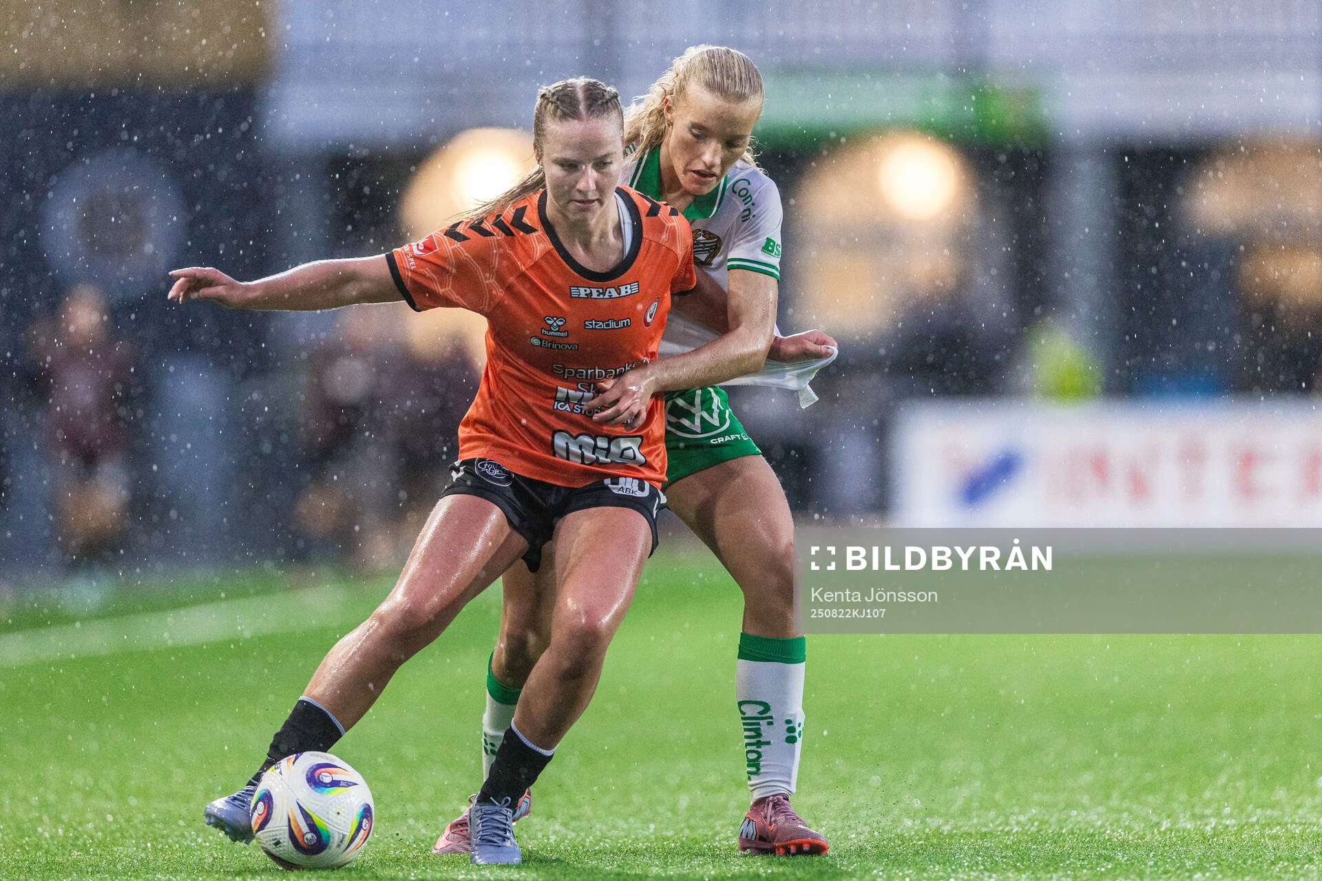 Kristianstads Mathilde Janzen och Hammarbys Smilla Holmberg