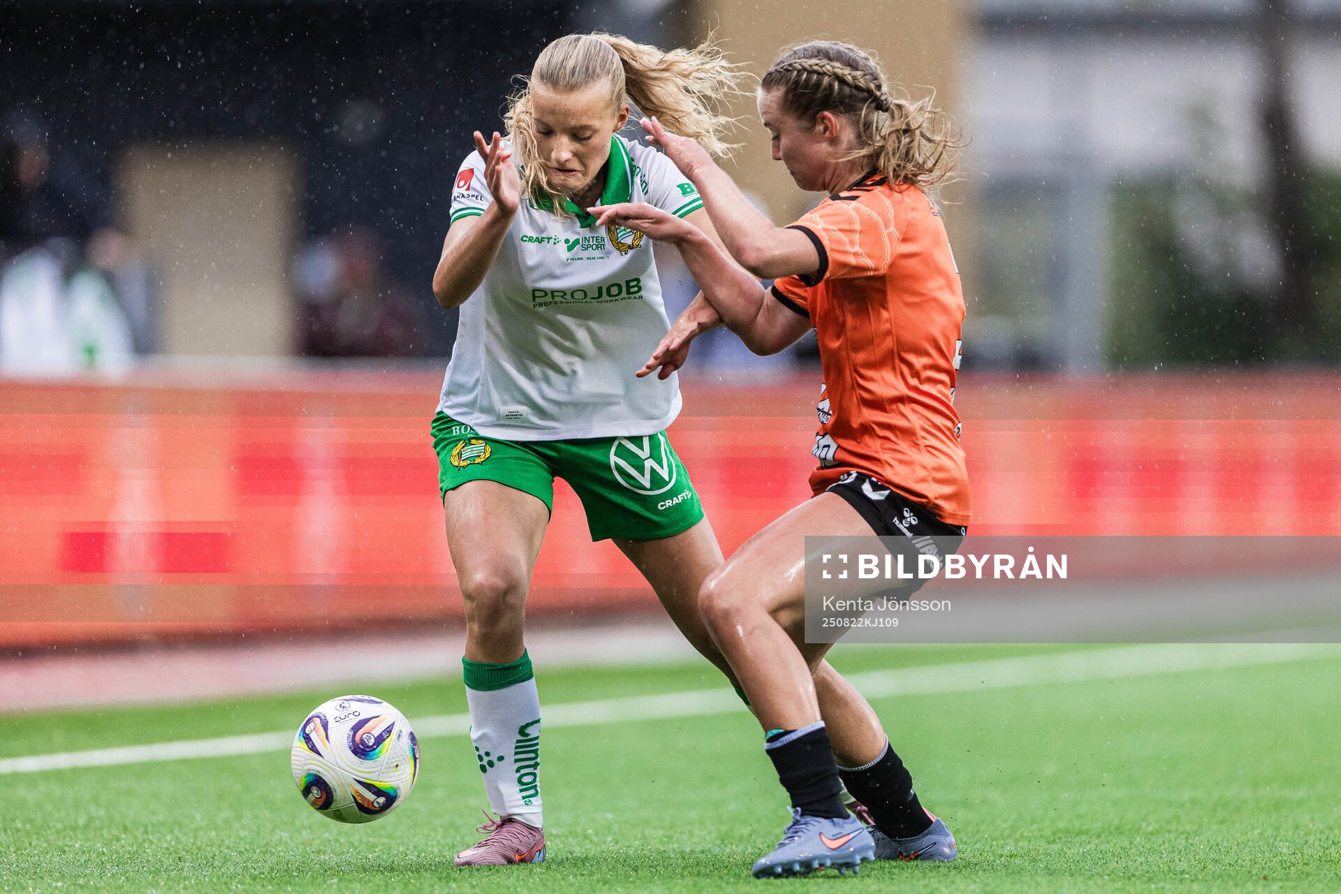 Hammarbys Smilla Holmberg och Kristianstads Mathilde Janzen