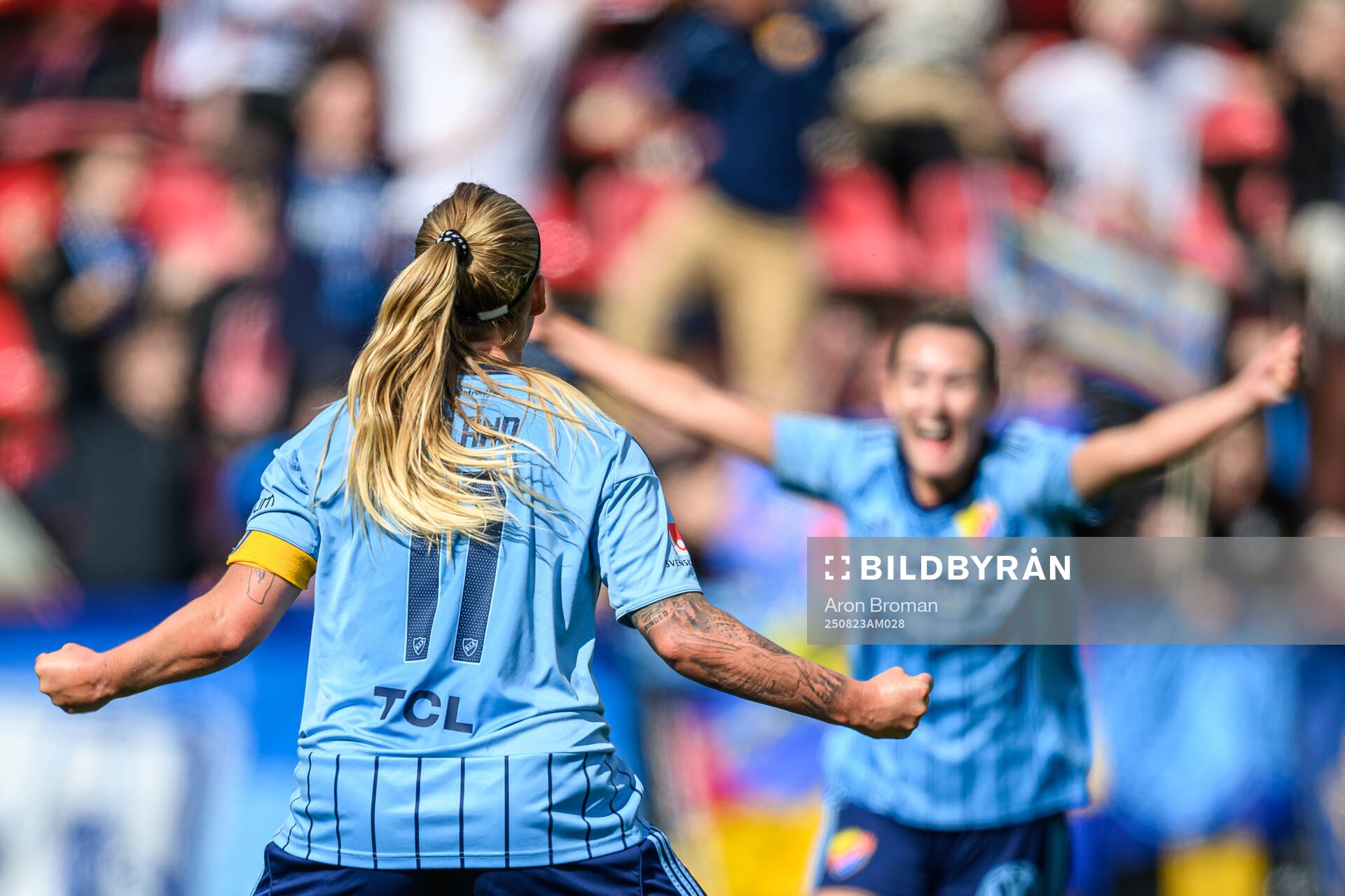 Djurgårdens Therese Åsland jublar