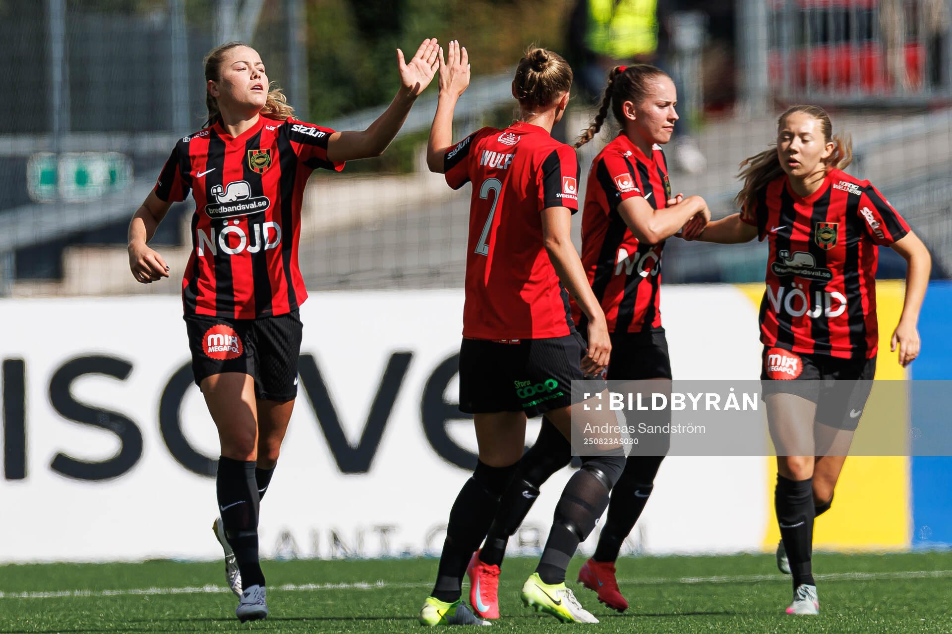 Brommapojkarnas Joanna Aalstad Bækkelund jublar