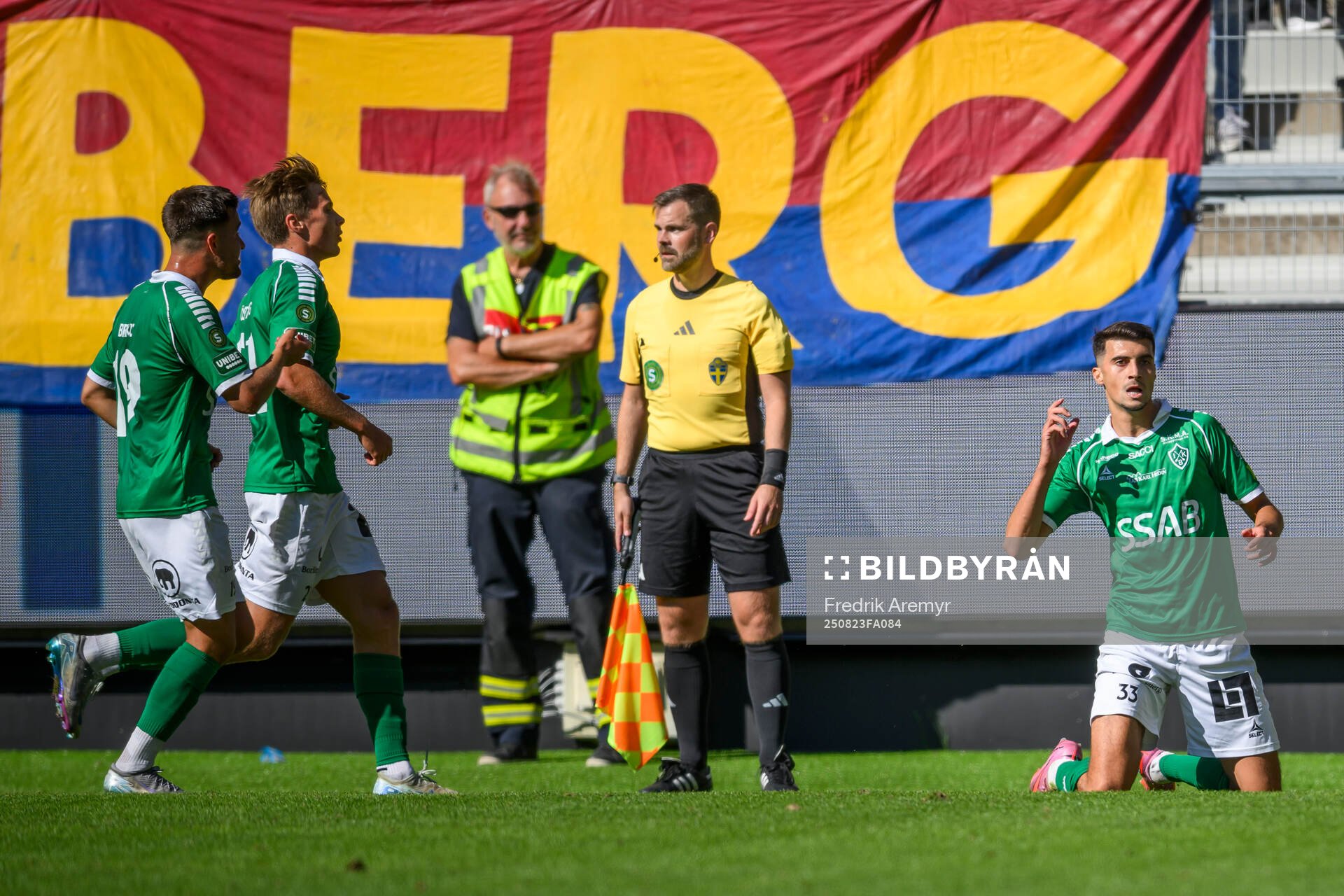 Brages målskytt Amar Muhsin jublar