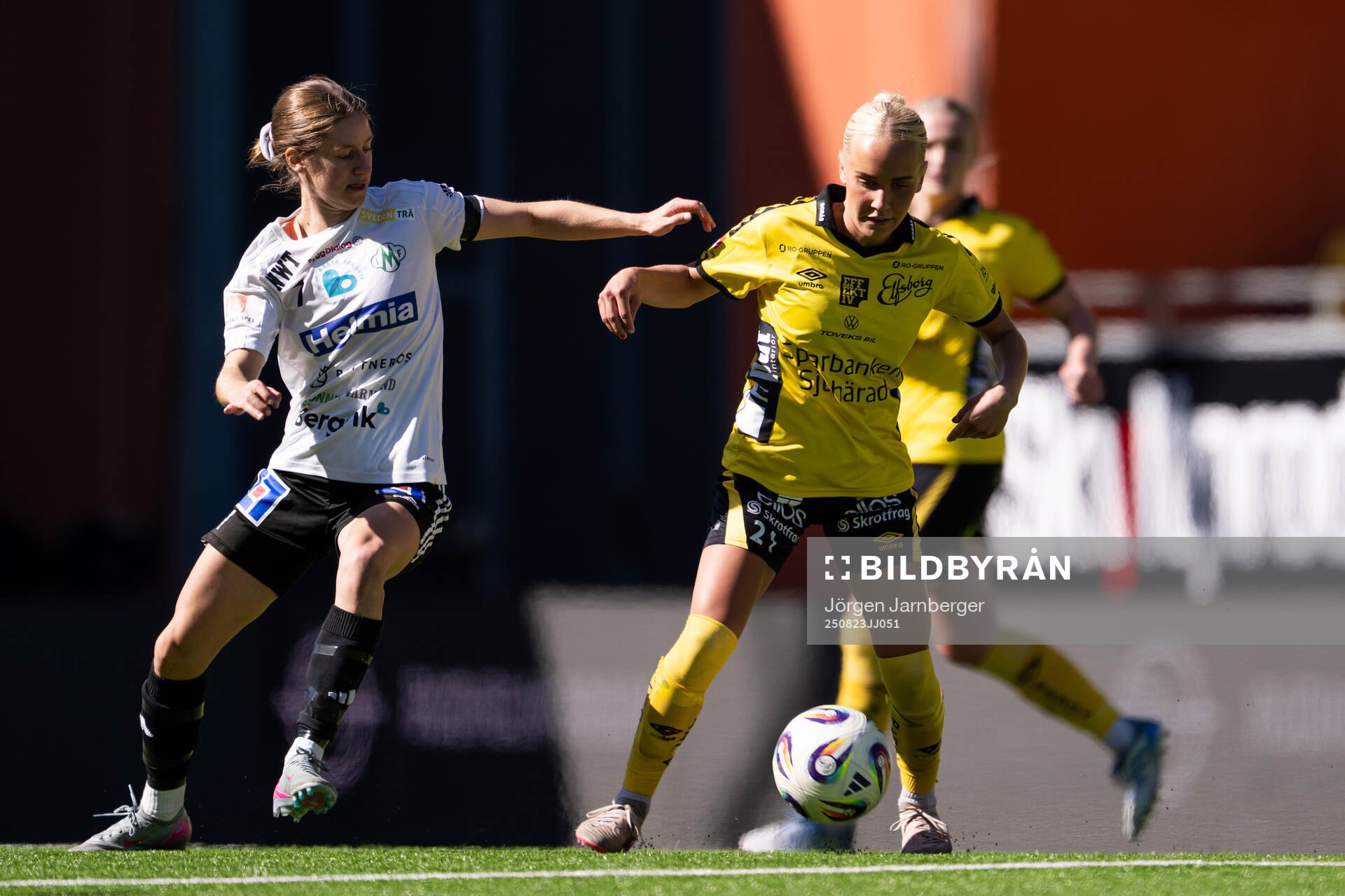 Mallbackens Charlene Nowotny och Elfsborgs Tea Skoglund