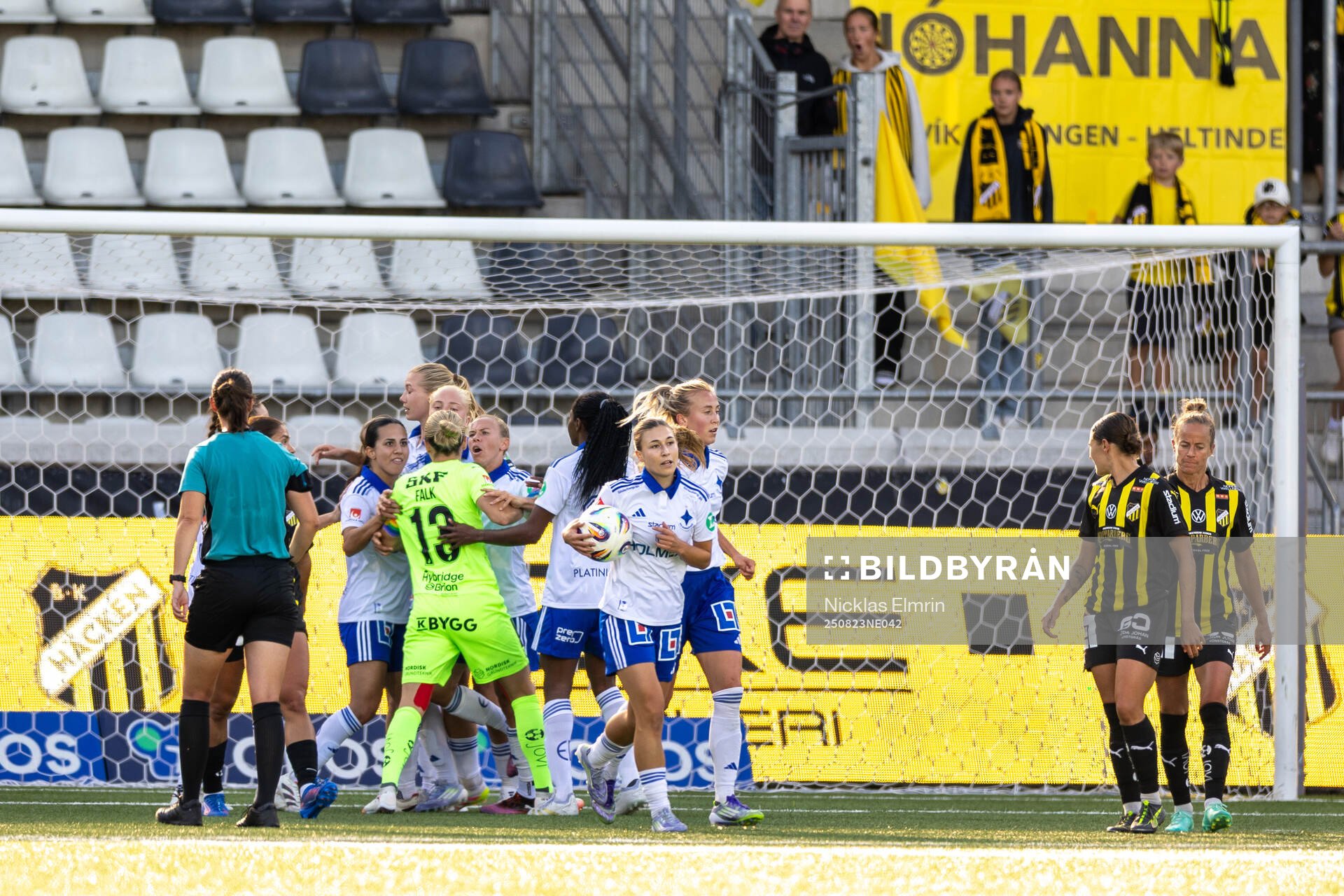 IFK Norrköpings spelare jublar
