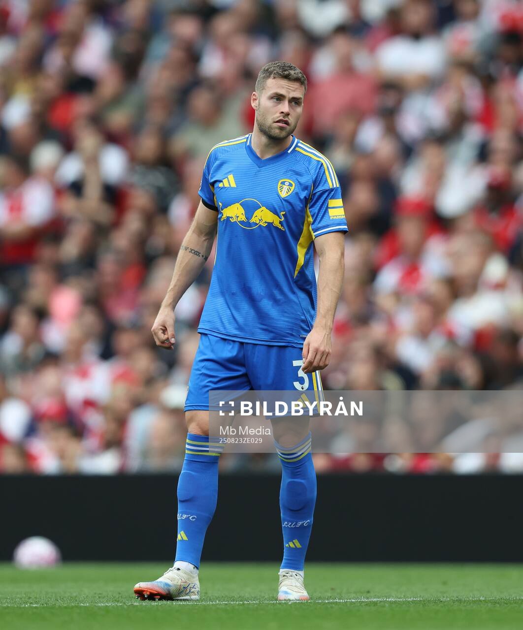 Gabriel Gudmundsson of Leeds United