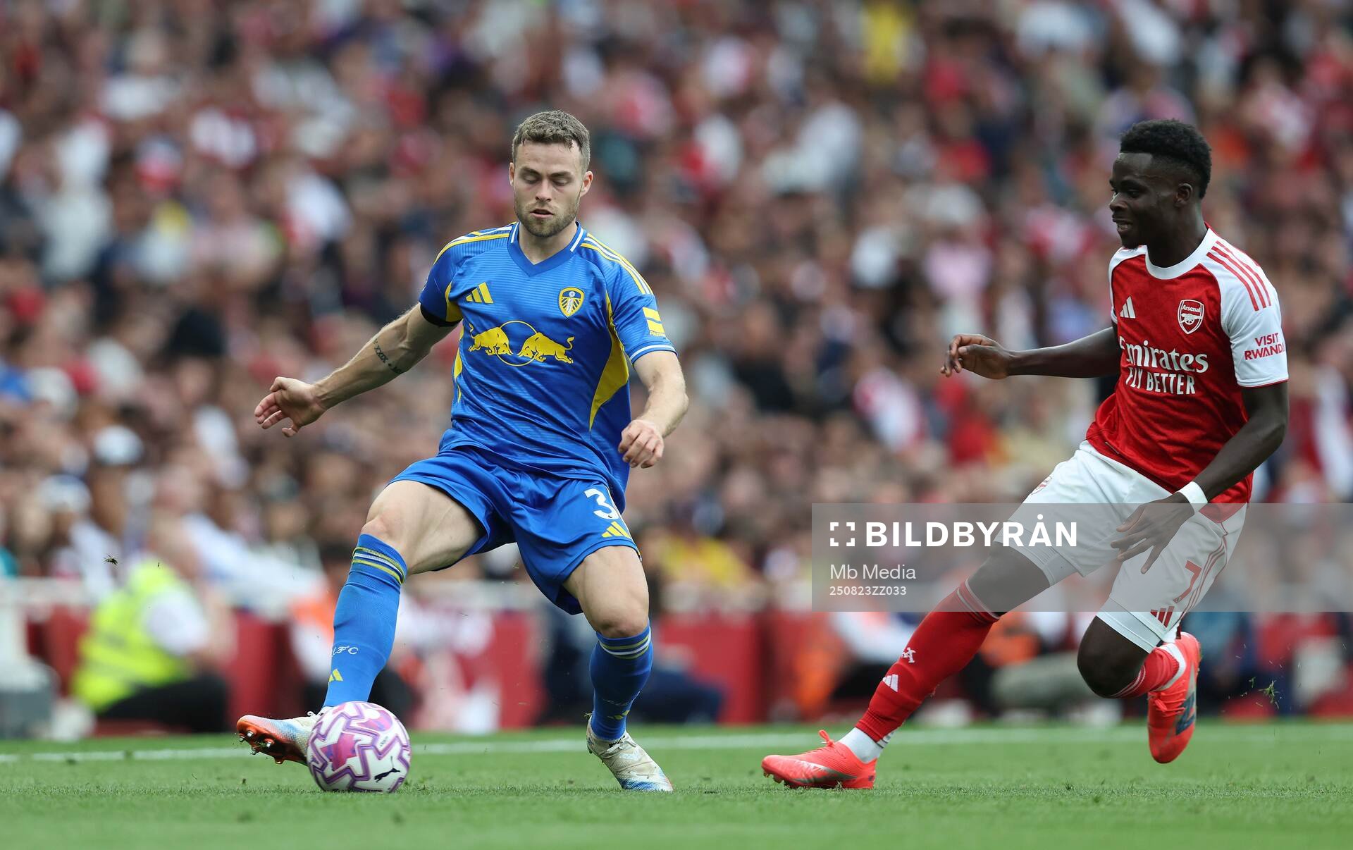 Gabriel Gudmundsson of Leeds United