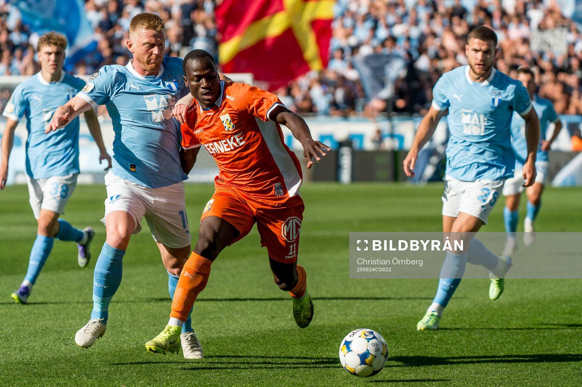 Malmö FFs Anders Christiansen och IFK Göteborgs Saidou