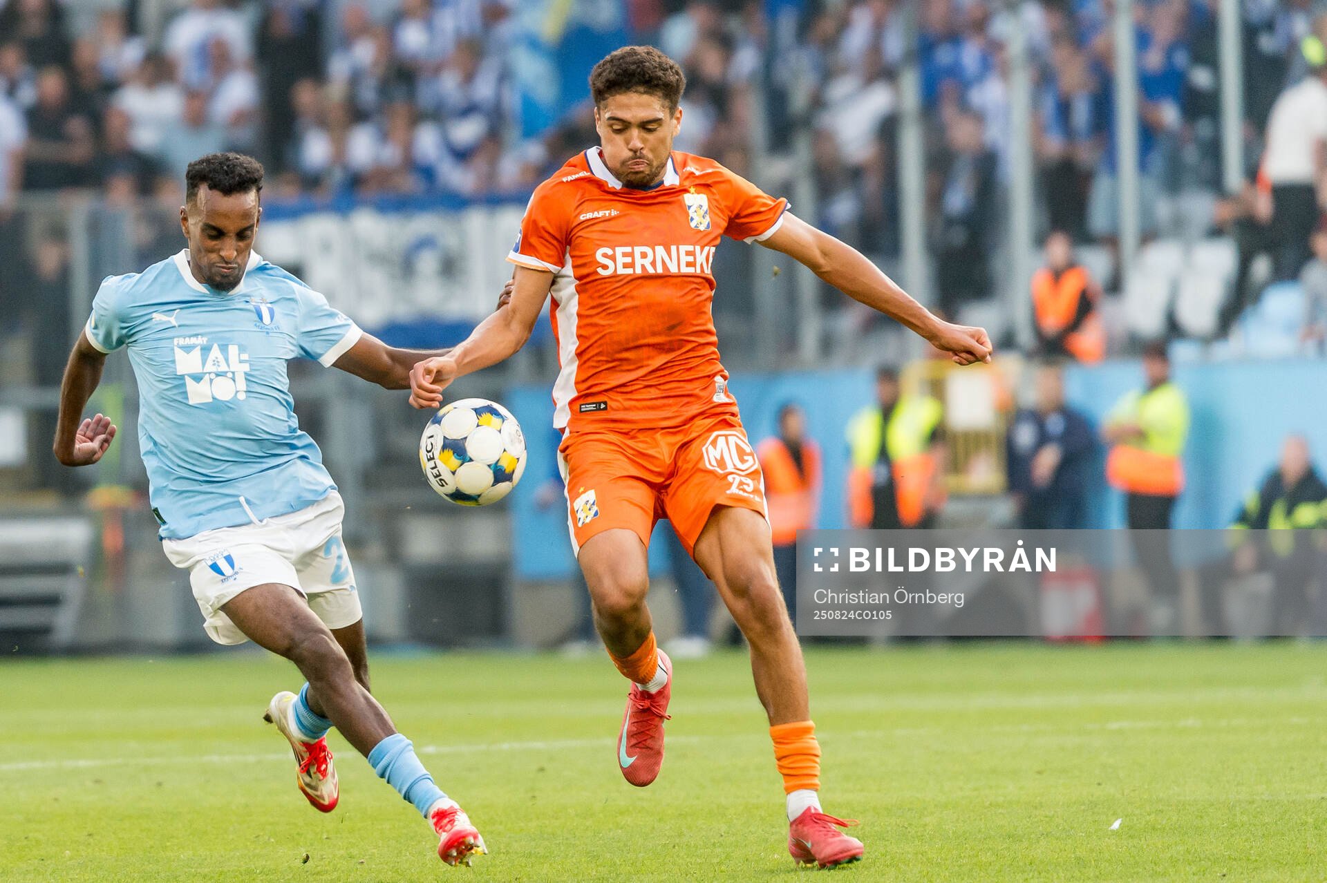 Malmö FFs Taha Ali och IFK Göteborgs Thomas Santos
