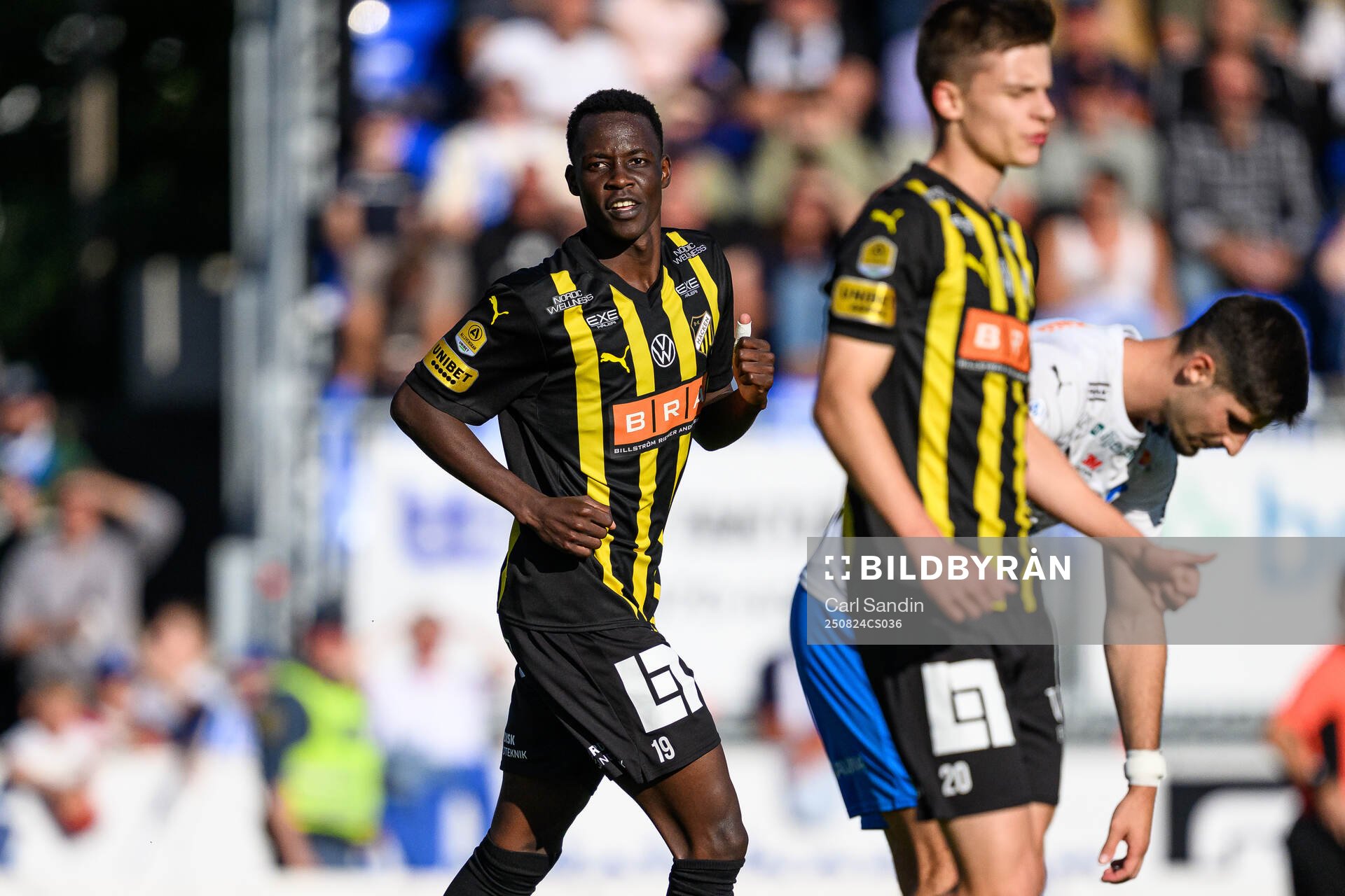 Häckens John Paul Dembe jublar