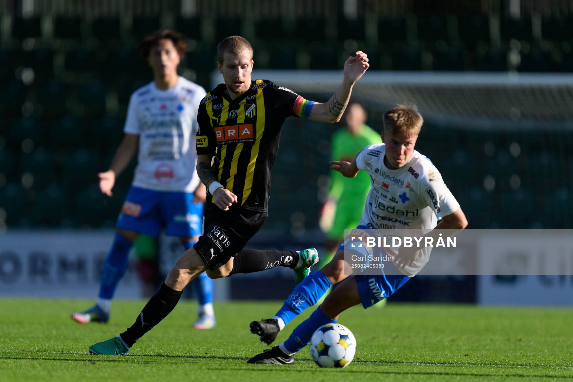 Häckens Simon Gustafson och Värnamos Otso Liimatta