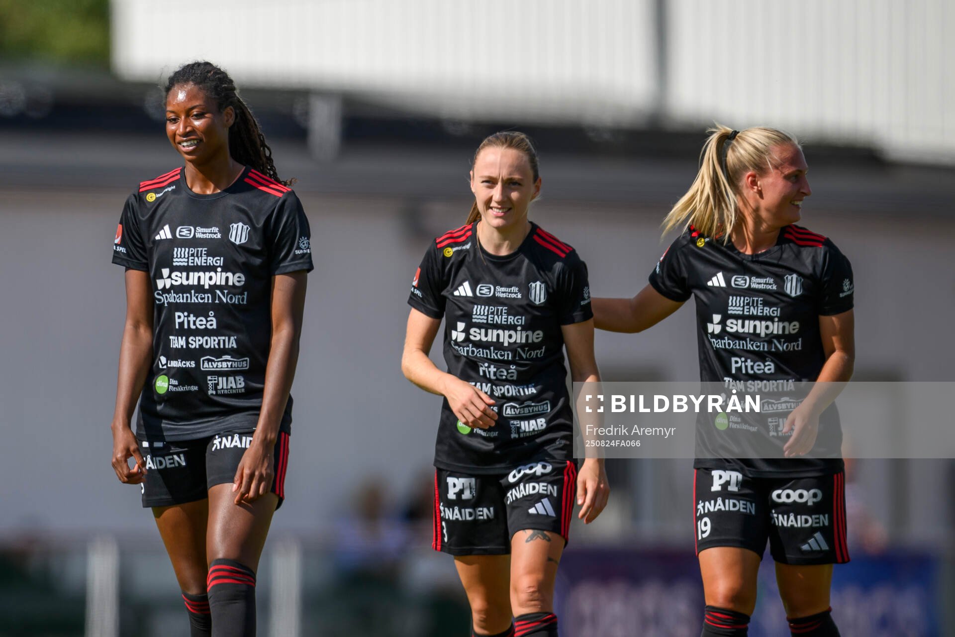 Piteås Sharon Sampson , Asla Johannesen och Emma Viklund