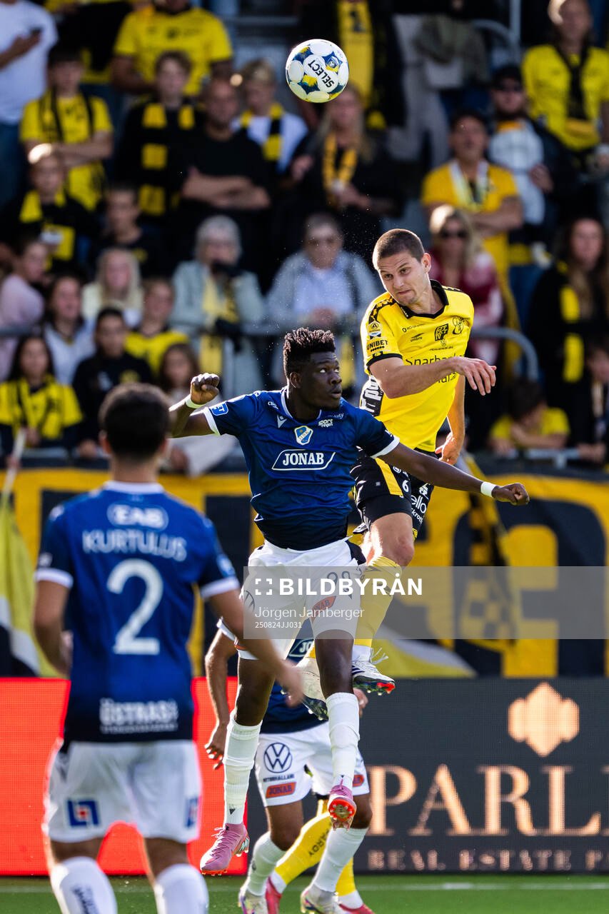 Halmstads Emmanuel Yeboah och Elfsborgs Rasmus Wikström