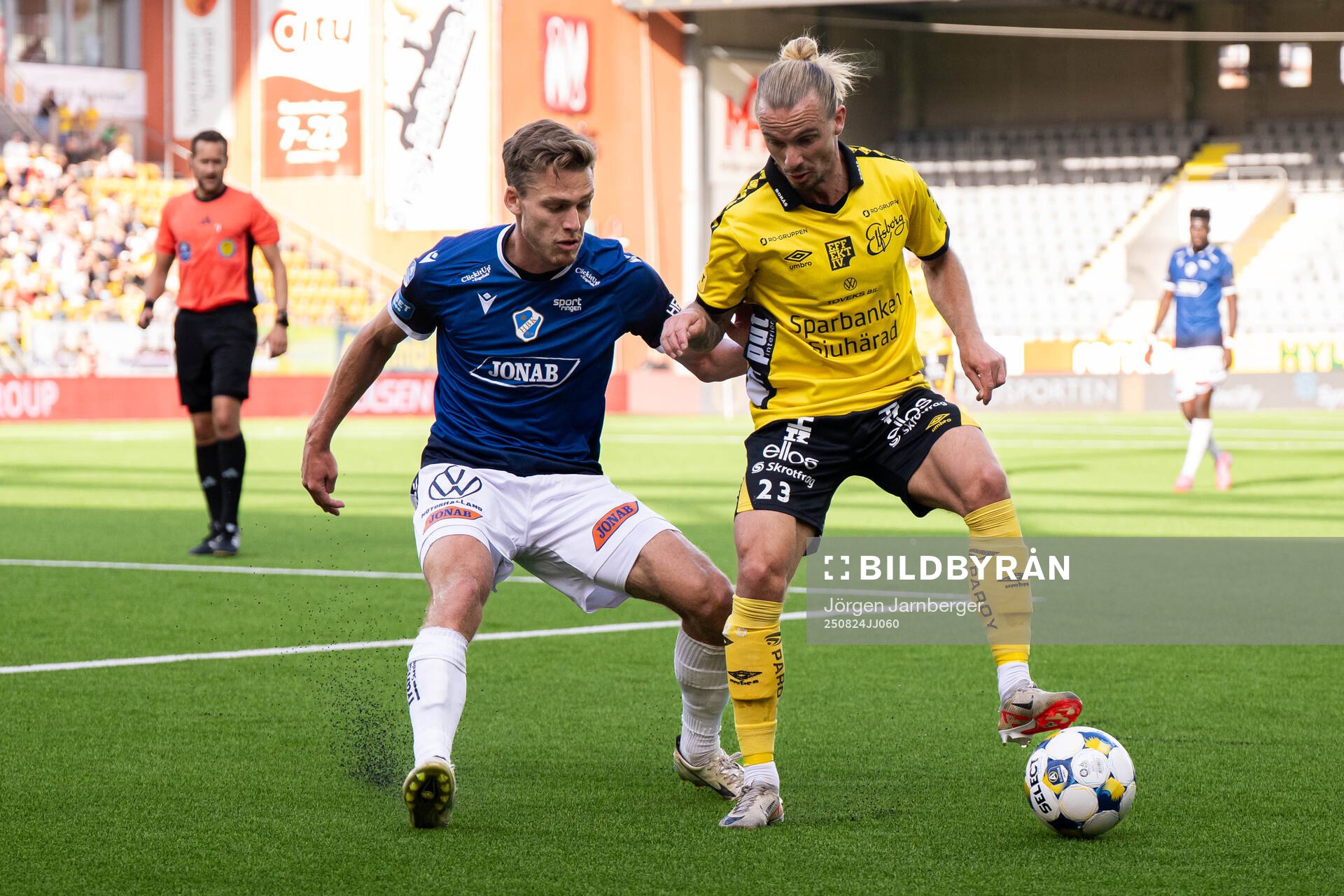 Halmstads Villiam Granath och Elfsborgs Niklas Hult