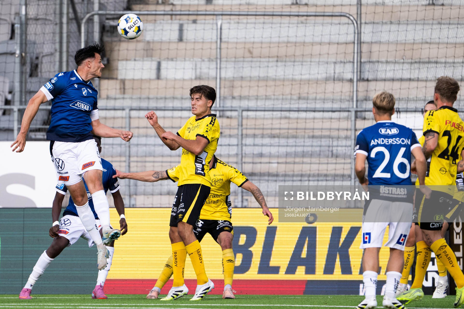 Halmstads Pascal Gregor och Elfsborgs Besfort Zeneli