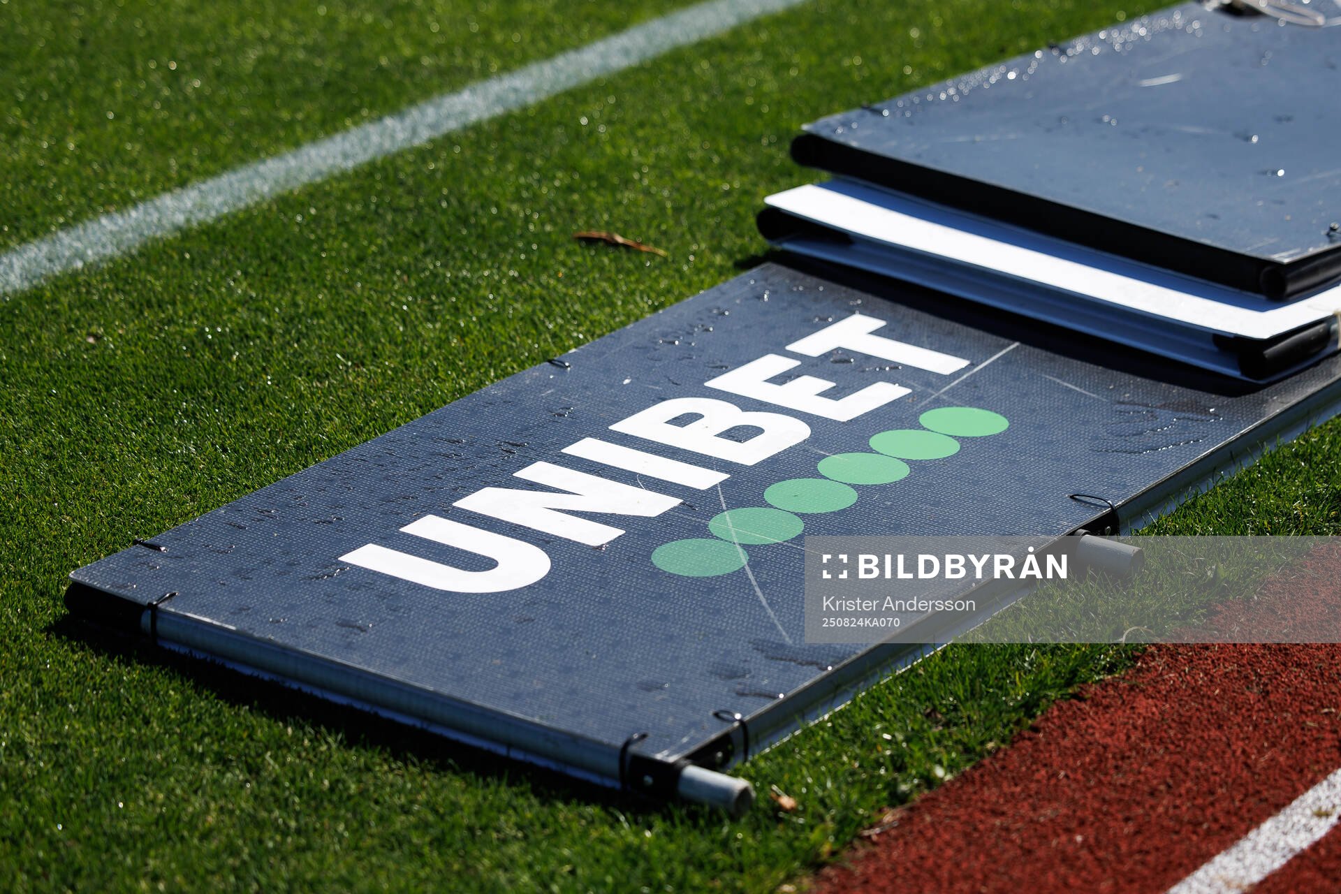 UNIBET skyltar