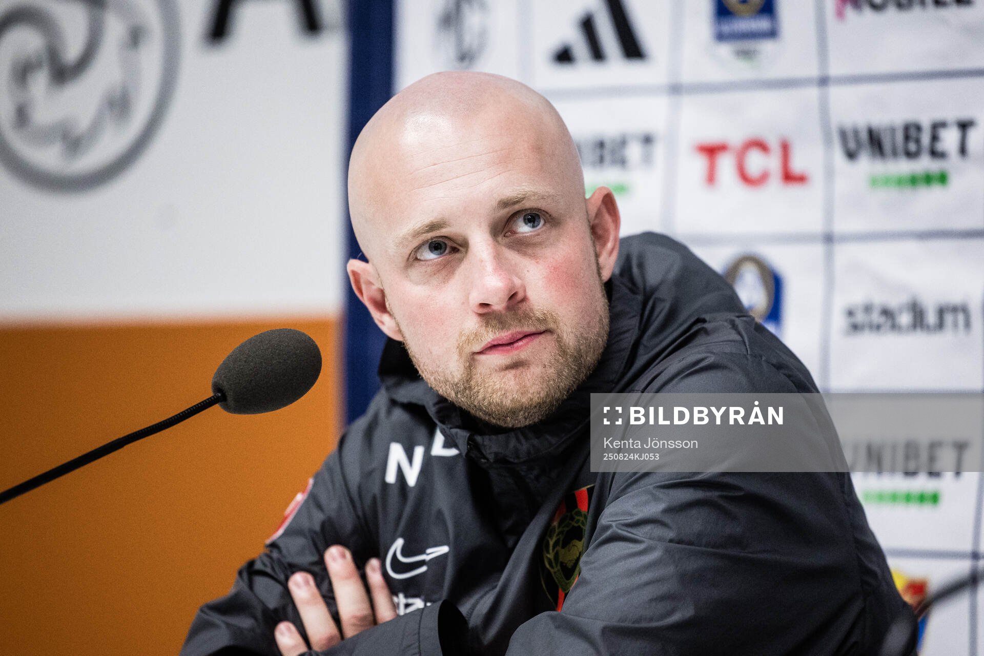 Brommapojkarnas tränare Fredrik Landén