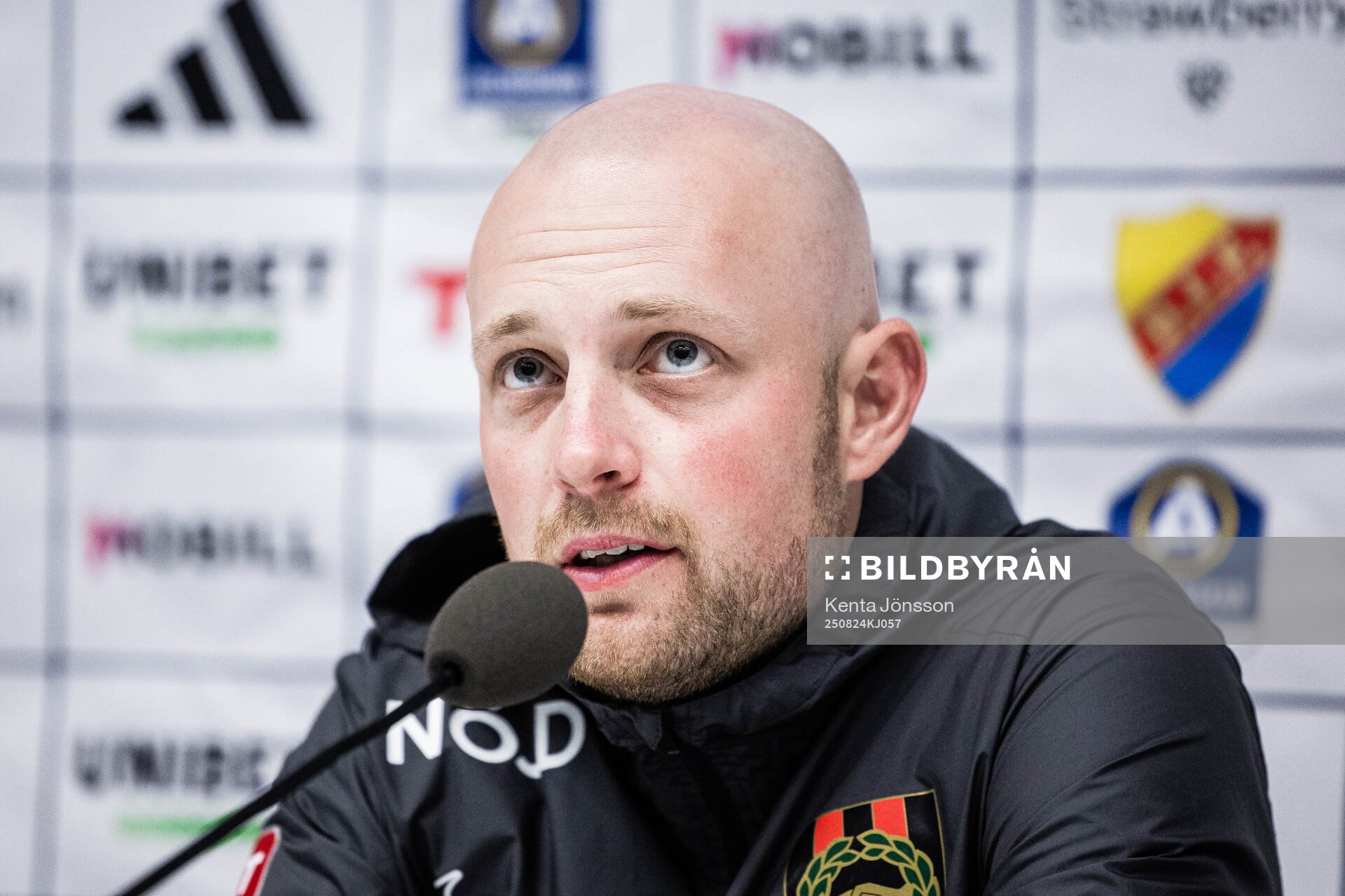 Brommapojkarnas tränare Fredrik Landén