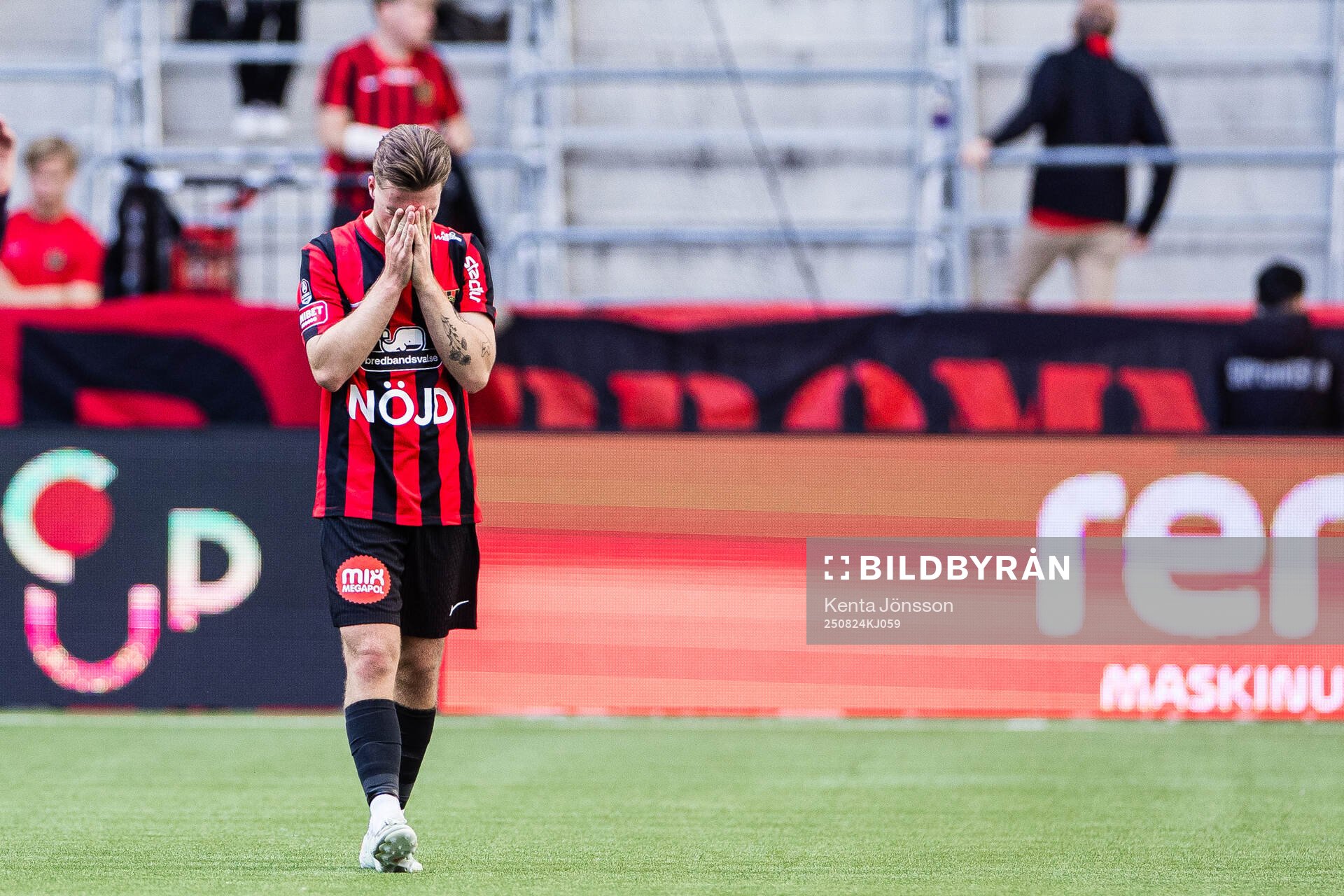 Brommapojkarnas Kaare Brøckner Barslund deppar
